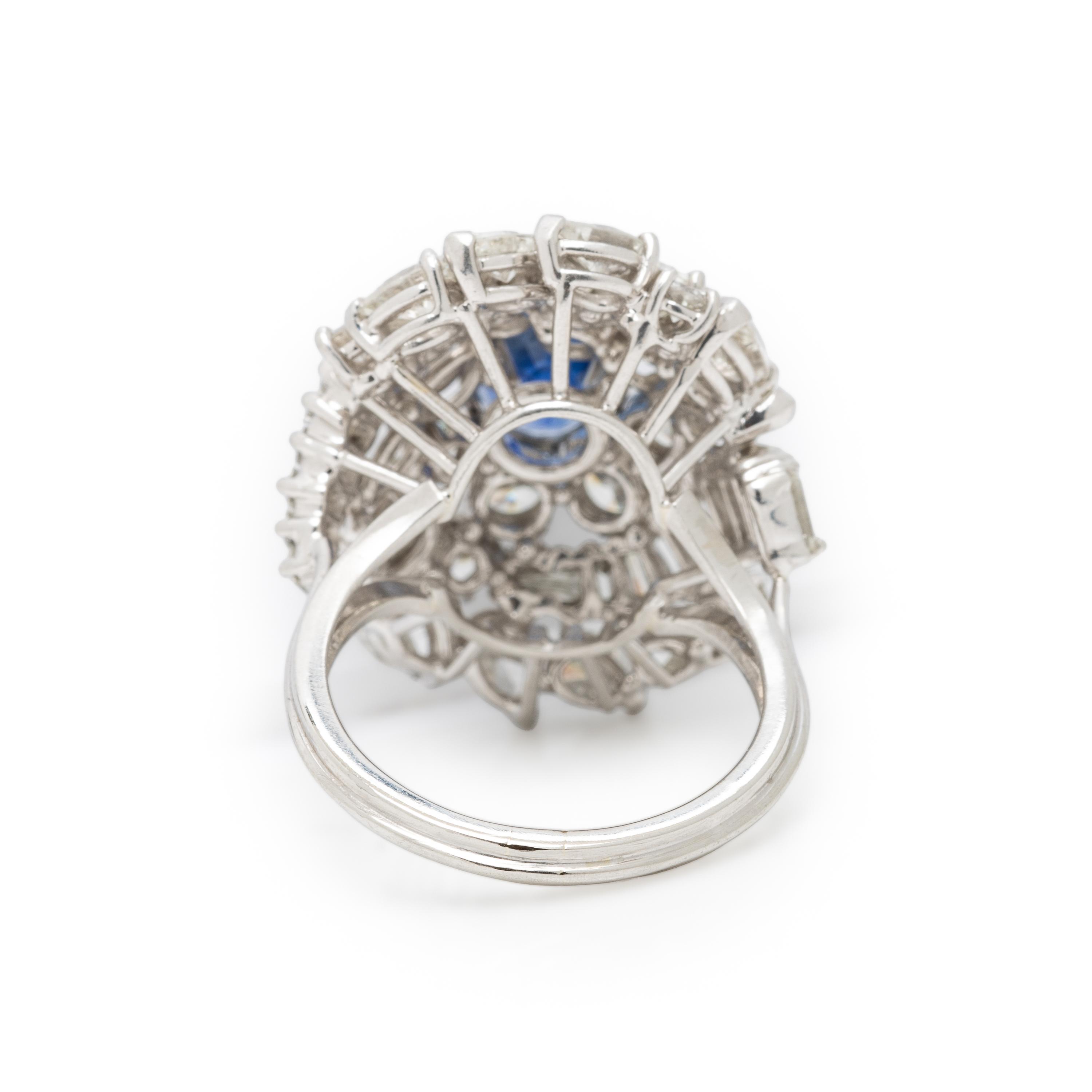 SAPPHIRE AND DIAMOND COCKTAIL RING