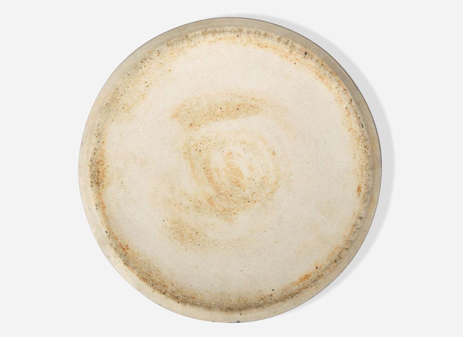 A large and impressive Japanese four-tier enameled porcelain box, Meiji/Taisho period 日本四層大瓷盒 明治或大正