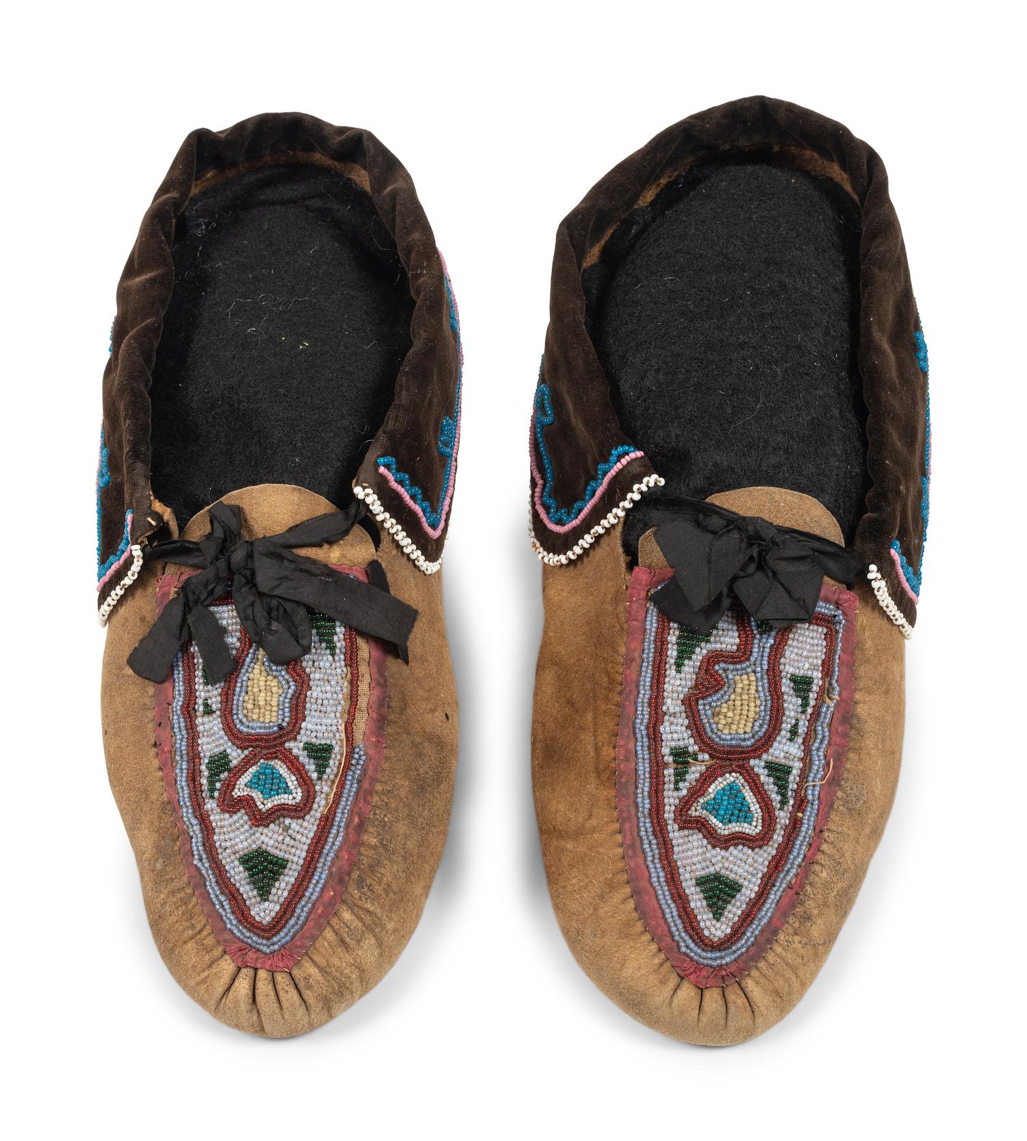 Santee Sioux and Haudenosaunee Beaded Hide Moccasins
