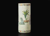 A Chinese famille rose-decorated porcelain "Boys" hat stand 粉彩帽筒