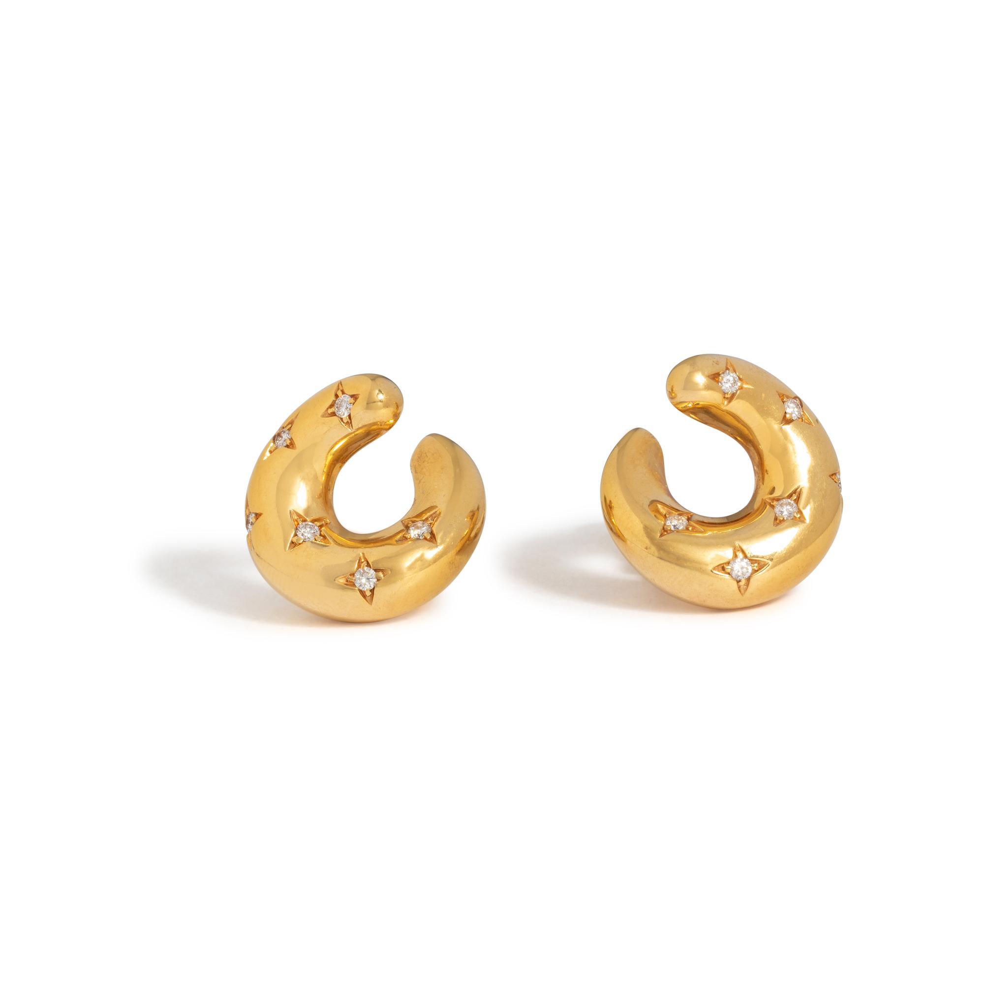 CHAUMET, YELLOW GOLD AND DIAMOND EARCLIPS