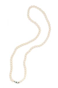 CULTURED PEARL NECKLACE