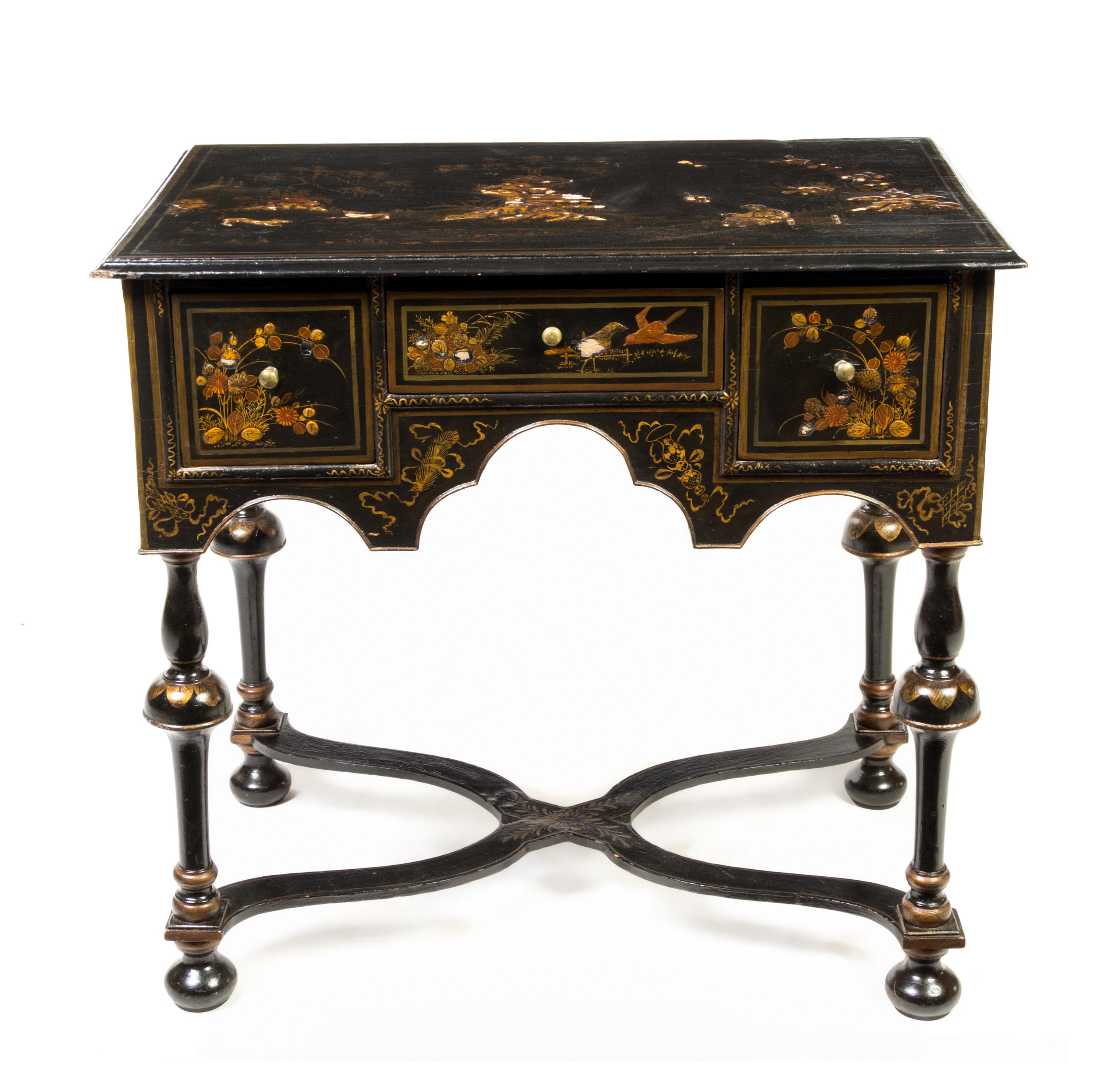 A William and Mary Style Laquered Table Height 28 x width 19 1/8 depth 30 1/8 inches. — 19TH CENTURY