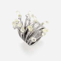 A white gold diamond ring, Guiseppe Giacomello, Chuang Yu
