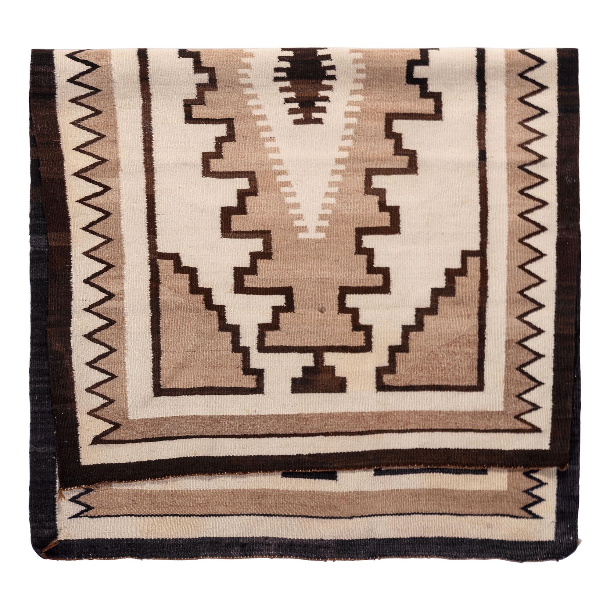 Navajo Eastern Reservation Weaving / Rug