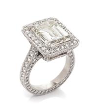 A Platinum and Diamond Ring, 13.70 dwts.