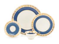 A Wedgwood Porcelain Dinner Service
