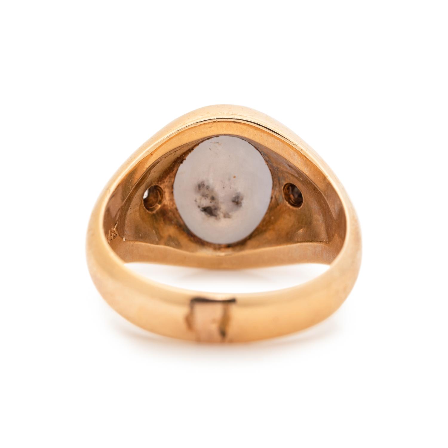 STAR SAPPHIRE AND DIAMOND RING