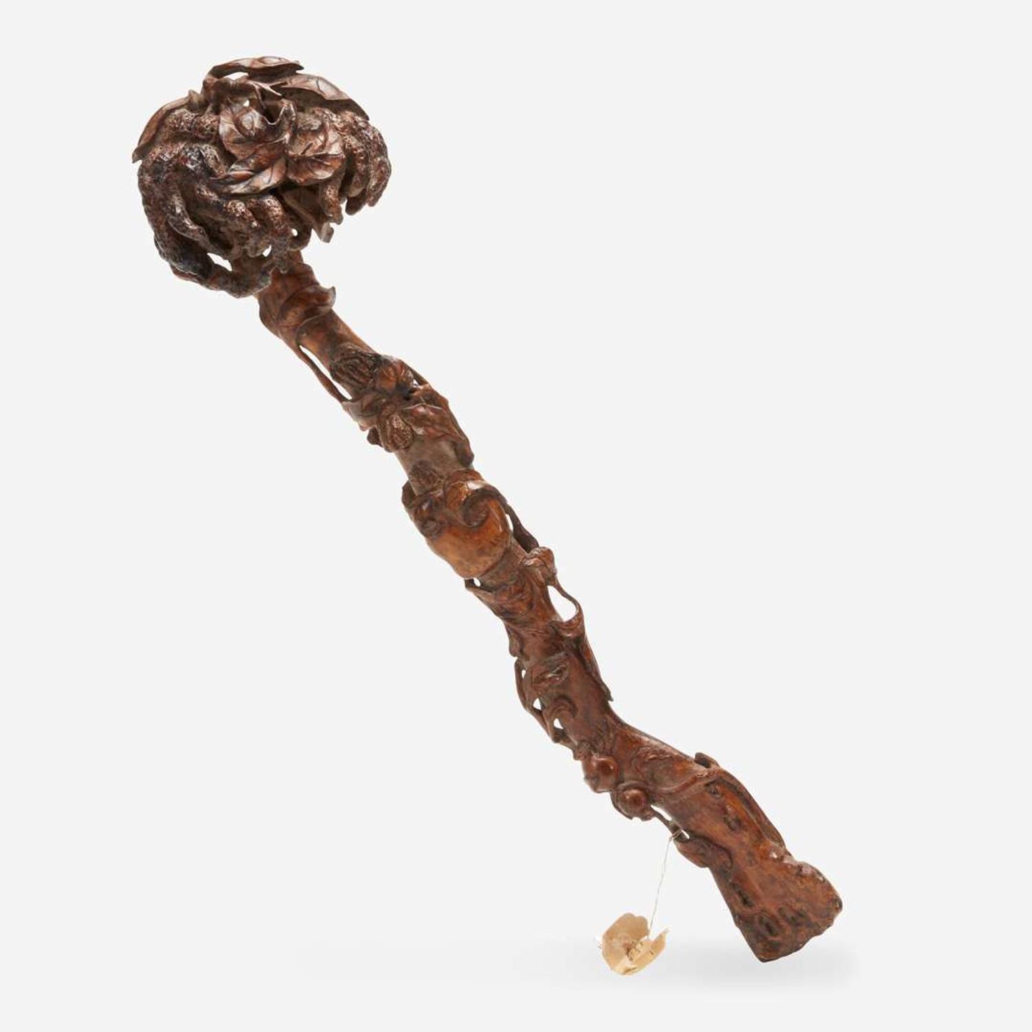 A Chinese carved bamboo ruyi scepter 竹雕佛手如意 18th/19th century ???????