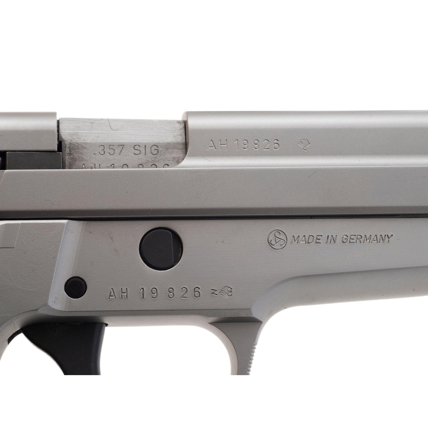 *Sig Sauer P229S .357 Sig in Box with Accessories