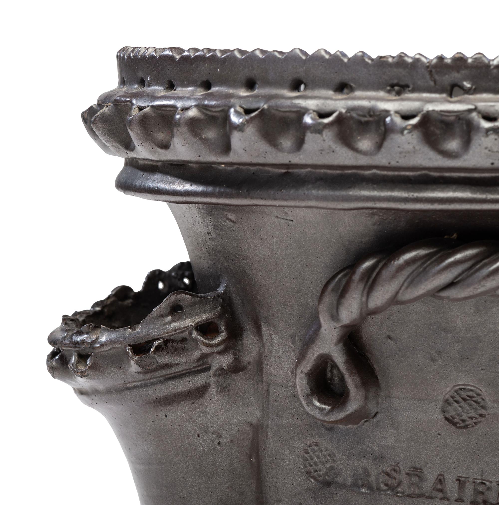 An Albany Glaze Stoneware Flower Pot