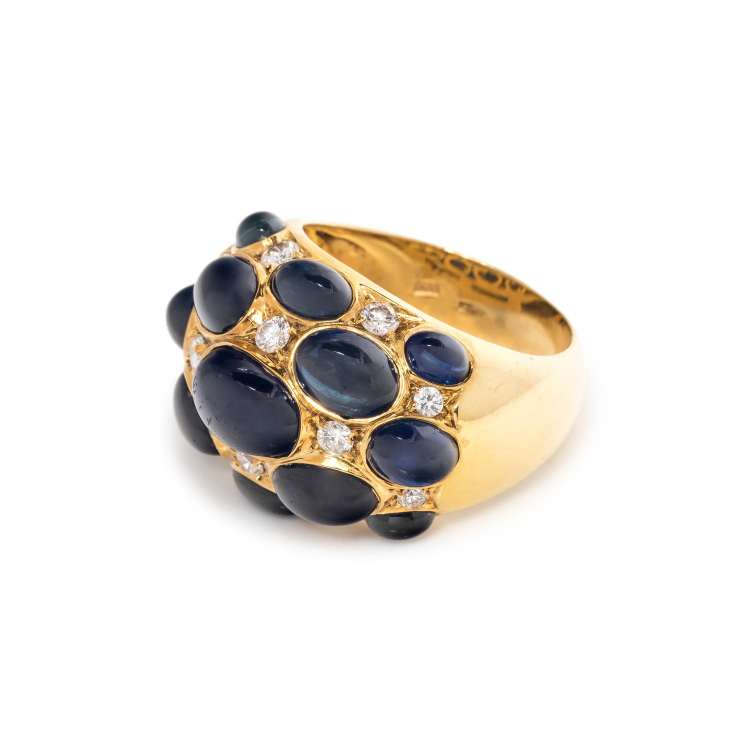 SAPPHIRE AND DIAMOND BOMBE RING