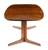 Dining Table Dyrlund