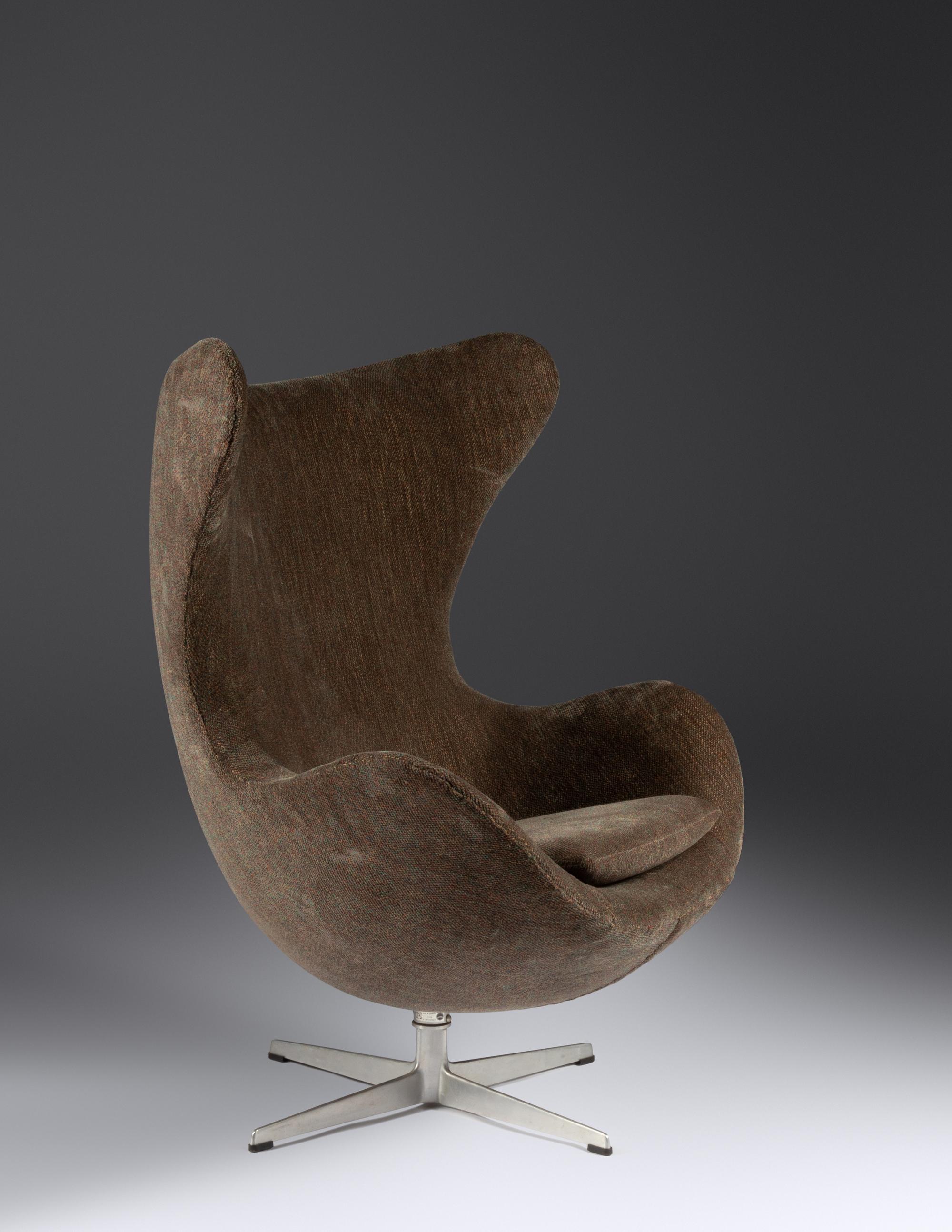 Egg Chair, 1965 Fritz Hansen, Denmark