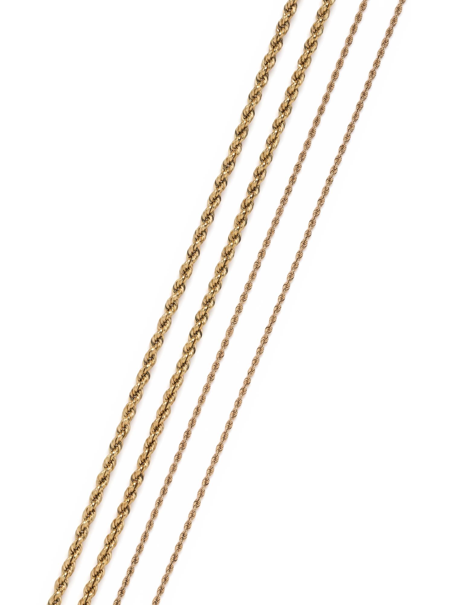 COLLECTION OF YELLOW GOLD NECKLACES