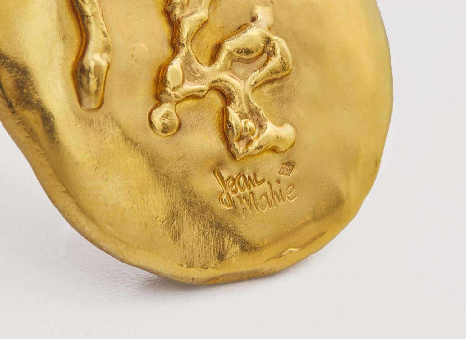 A 22K Yellow Gold Necklace by Jean Mahie