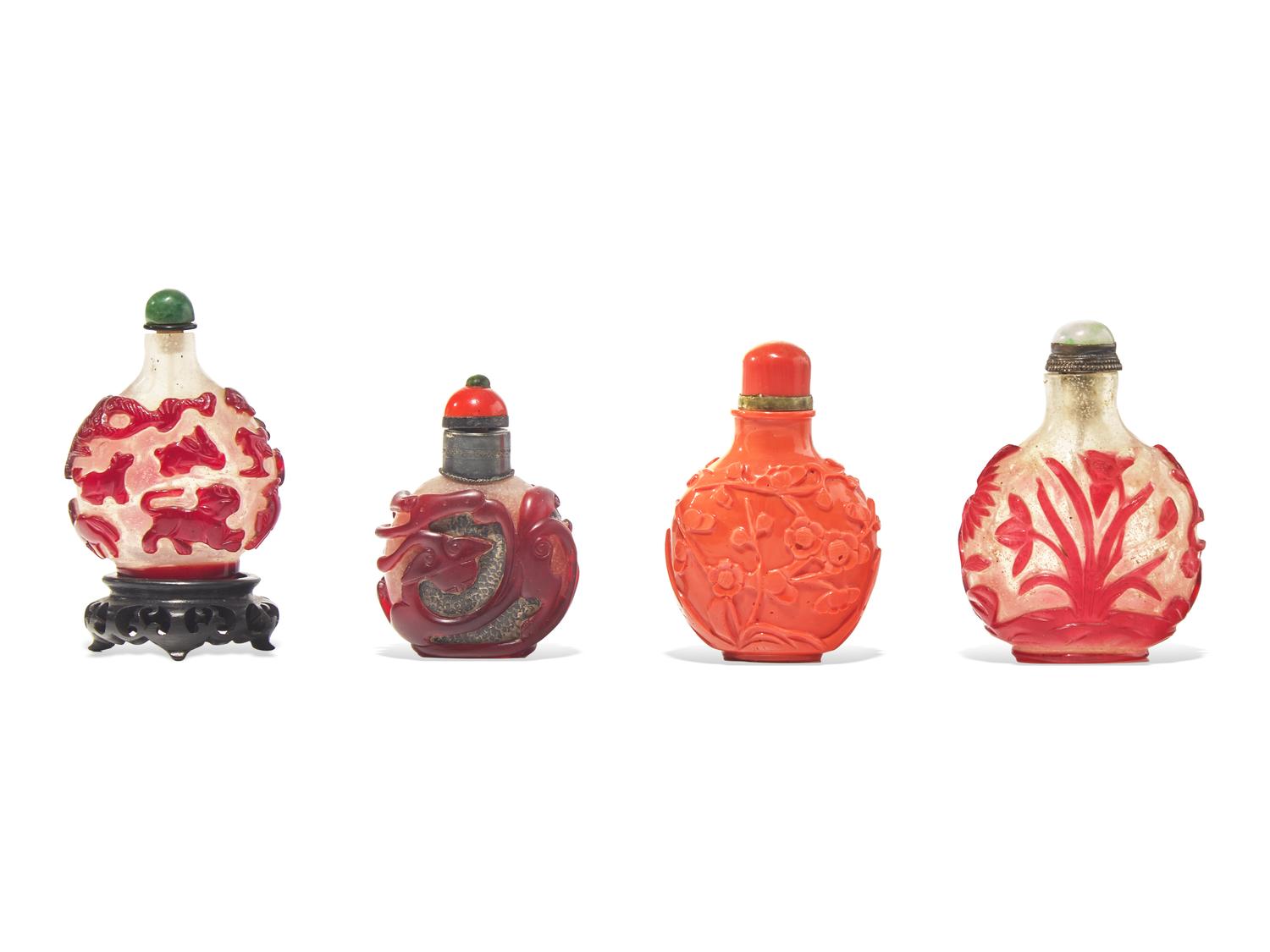 Four Chinese Glass Snuff Bottles 料器鼻煙壺四隻