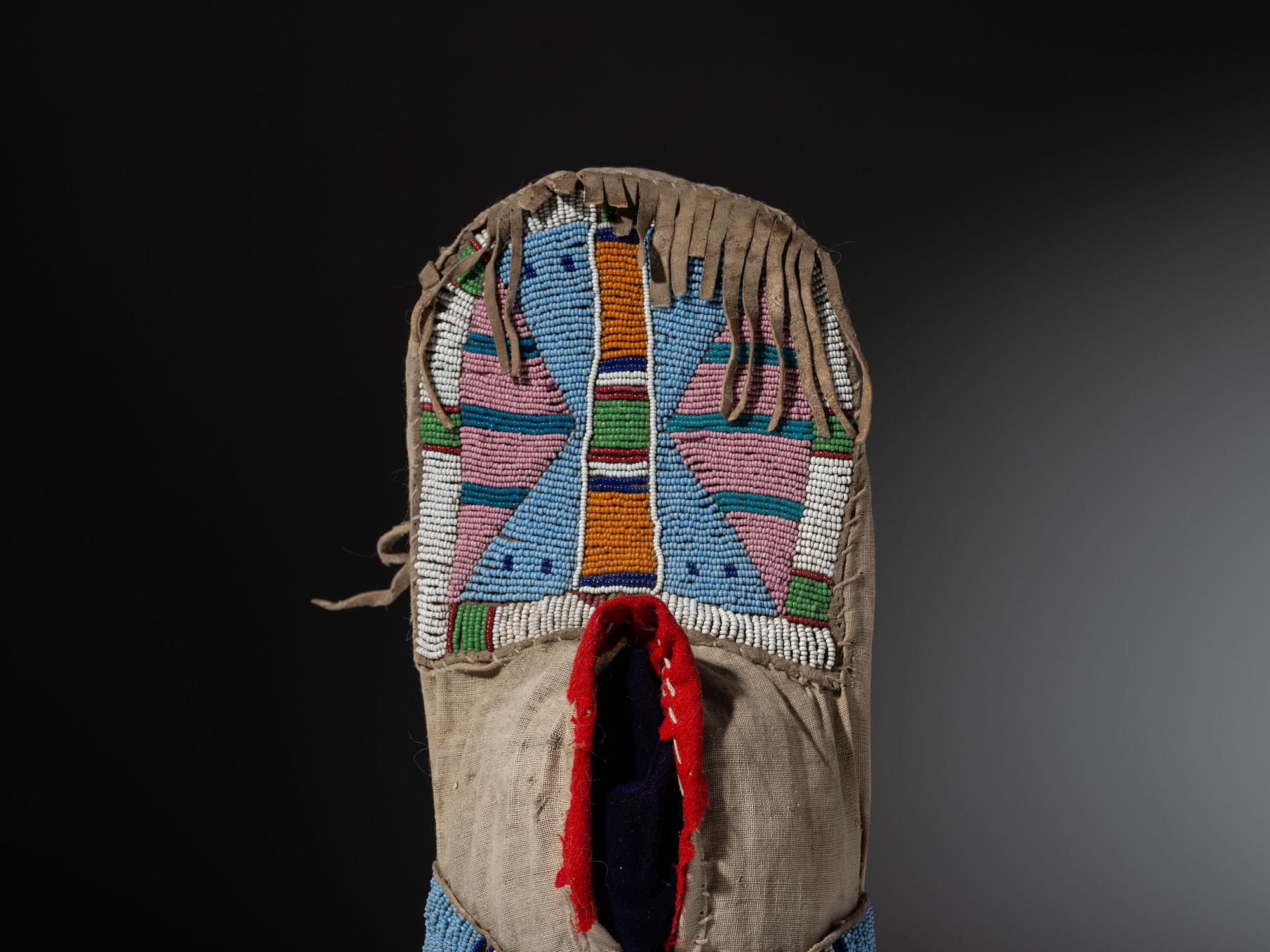 Apsáalooke (Crow) Beaded Doll Cradle