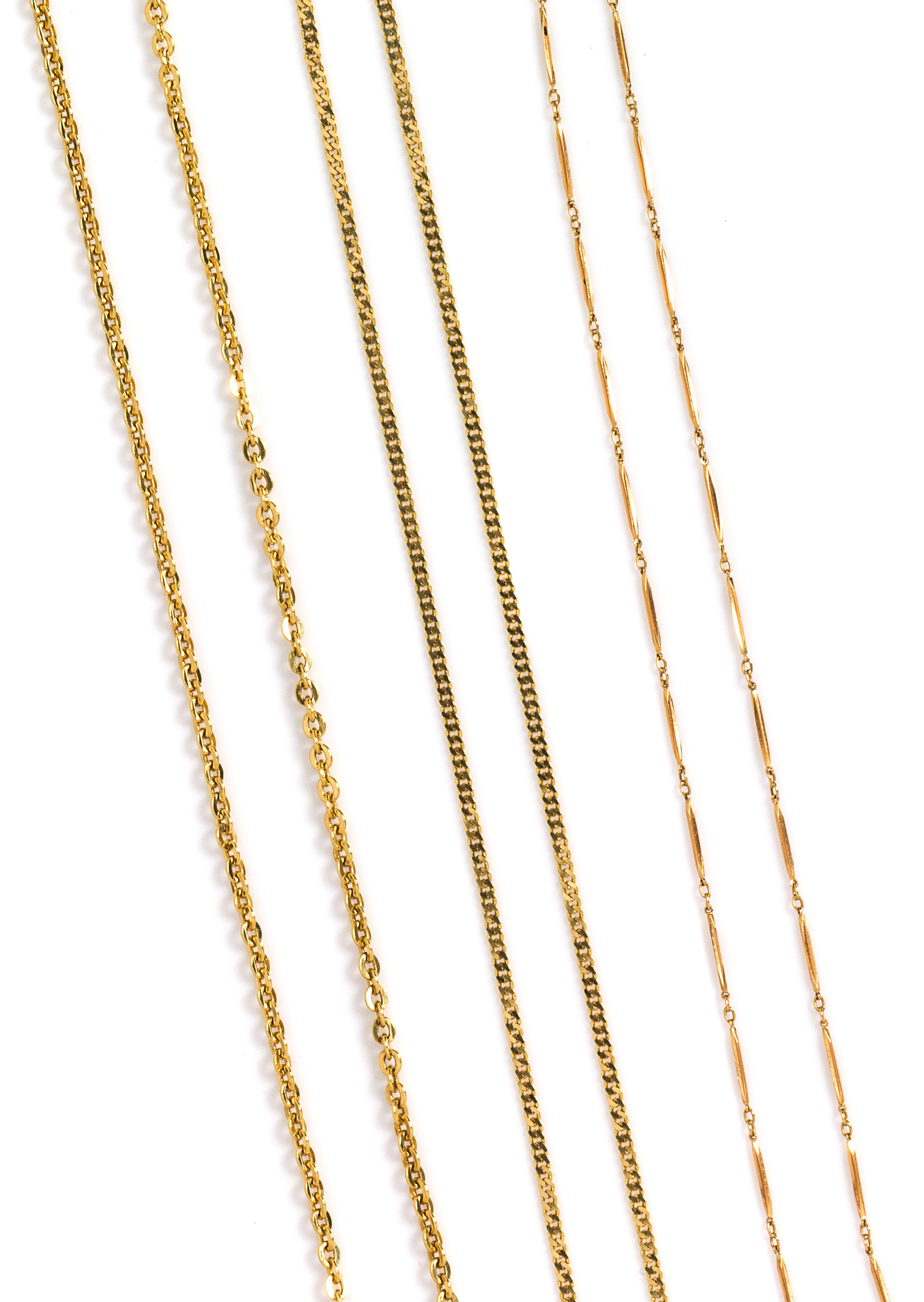 A Collection of 18 Karat Yellow Gold Chains, 18.80 dwts.