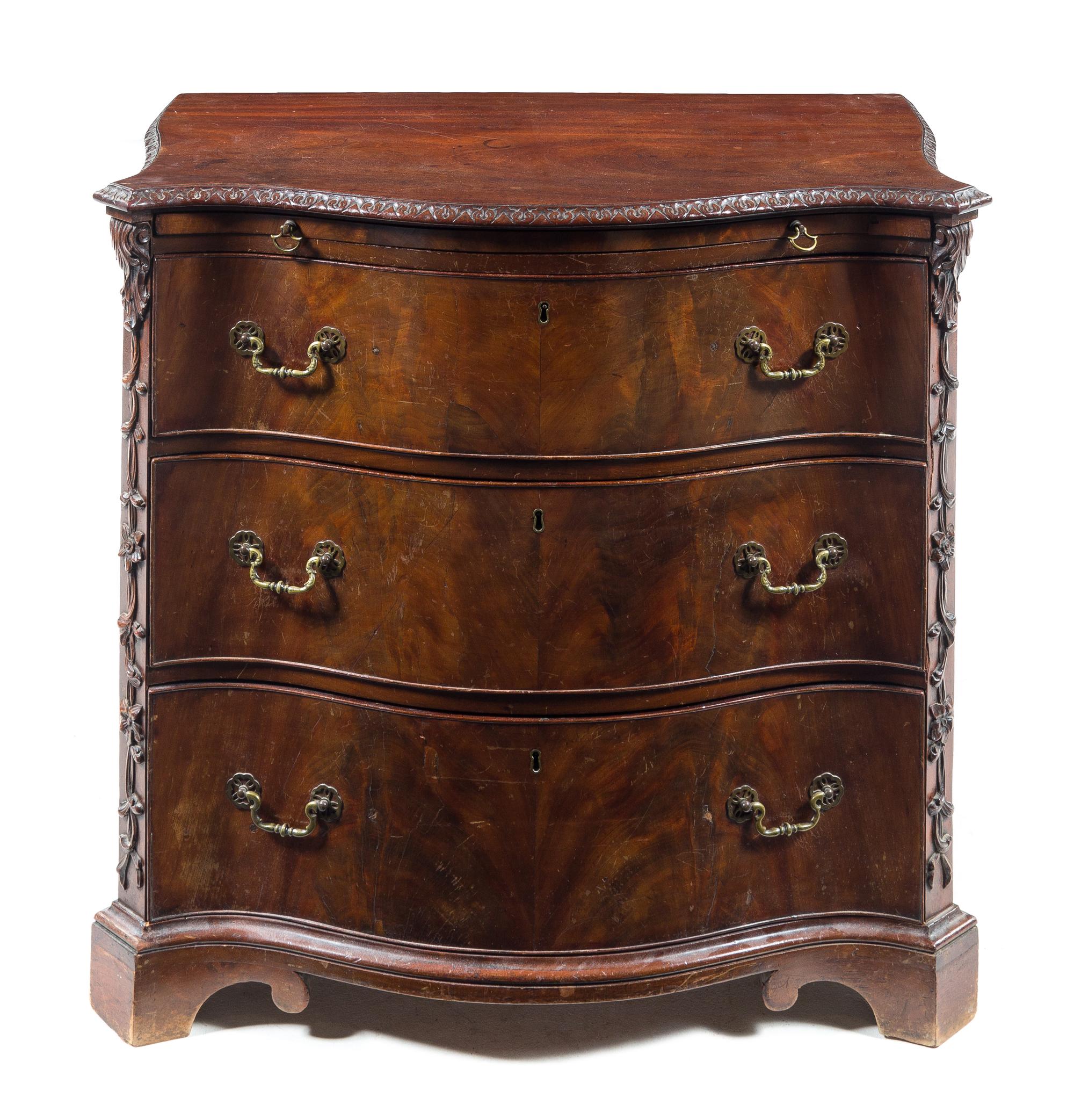 A Chippendale Style Mahogany Chest of Drawers Height 31 3/4 x width 34 x depth 19 1/4 inches. — LATE 18TH CENTURY