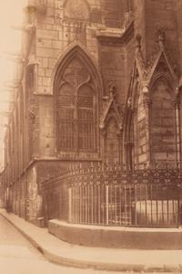 A group of three photographs ( Cour, rue Saint-Jacques 346, disparu, 5e arrondissement , 1900; Saint-Severin - rue Saint Séverin , 1905-1906; Coin, rue Norvins et des Saules , 1925)