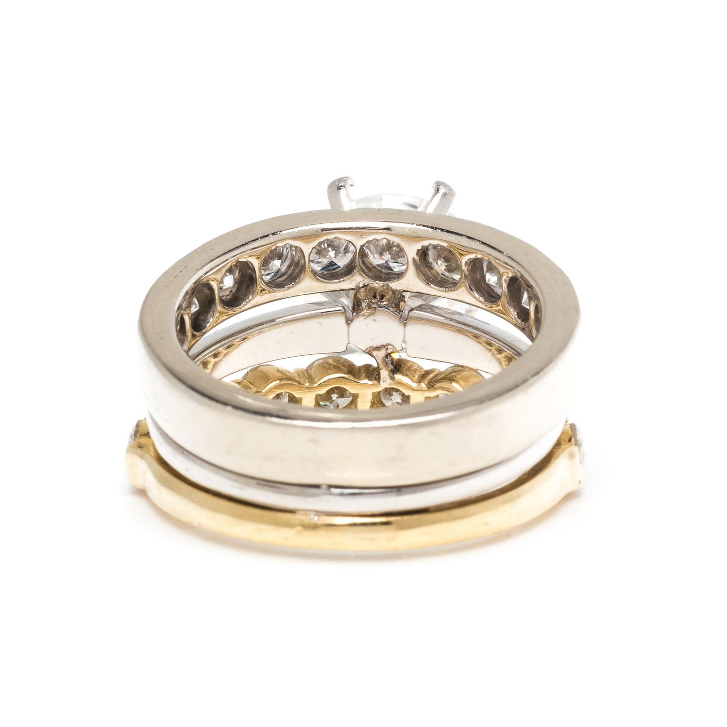 DIAMOND RING
