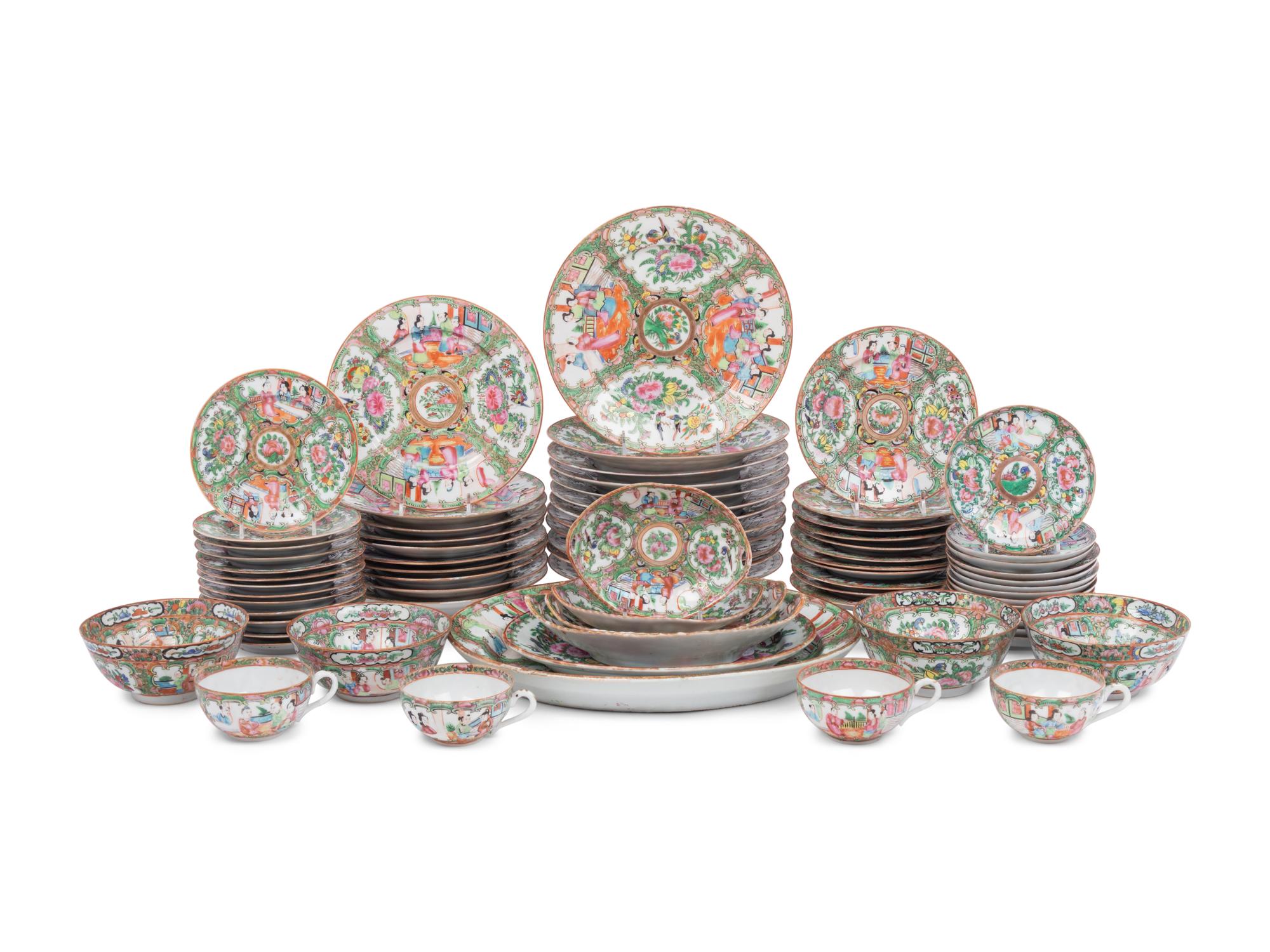 A Chinese Export Rose Medallion Porcelain Dining Set