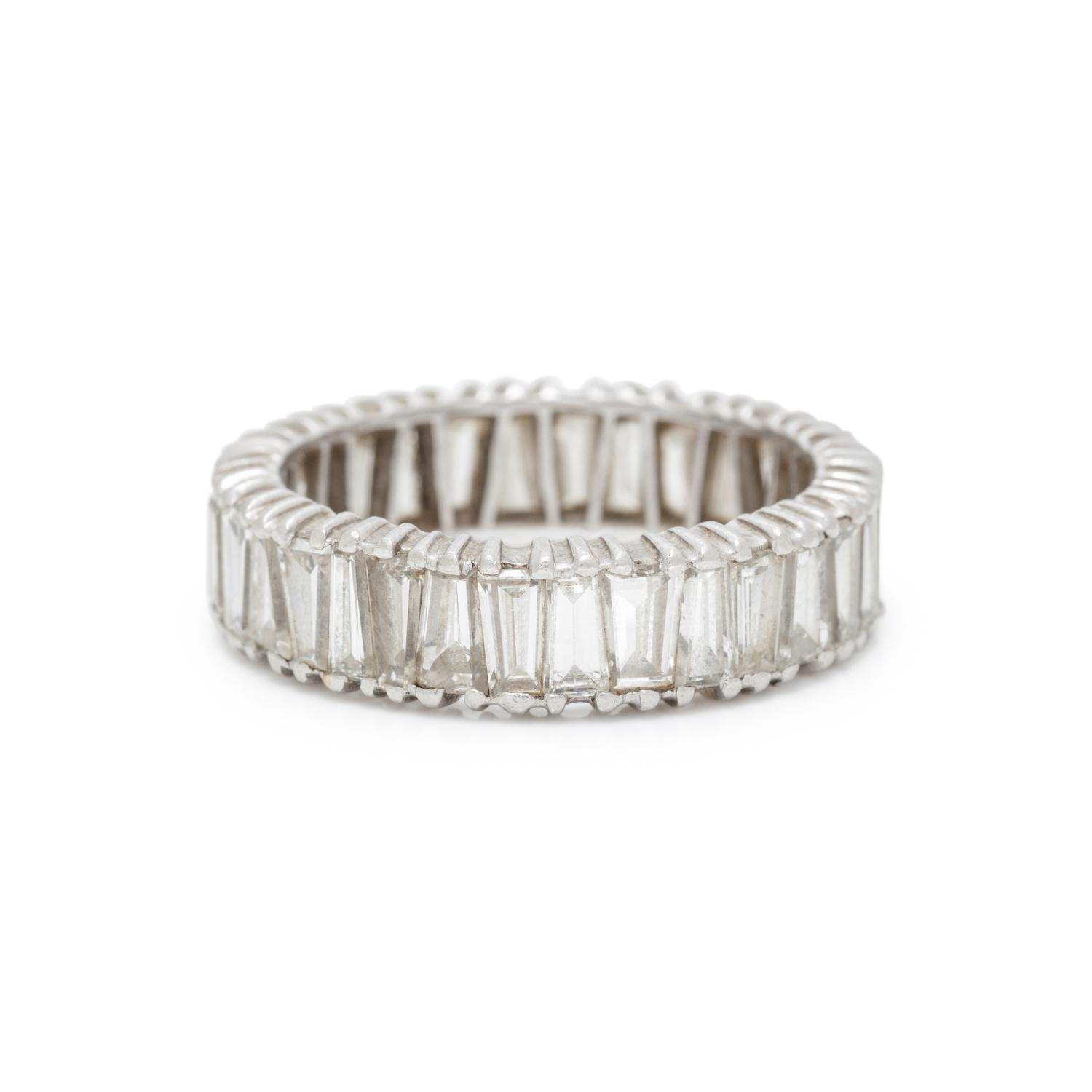 DIAMOND ETERNITY BAND