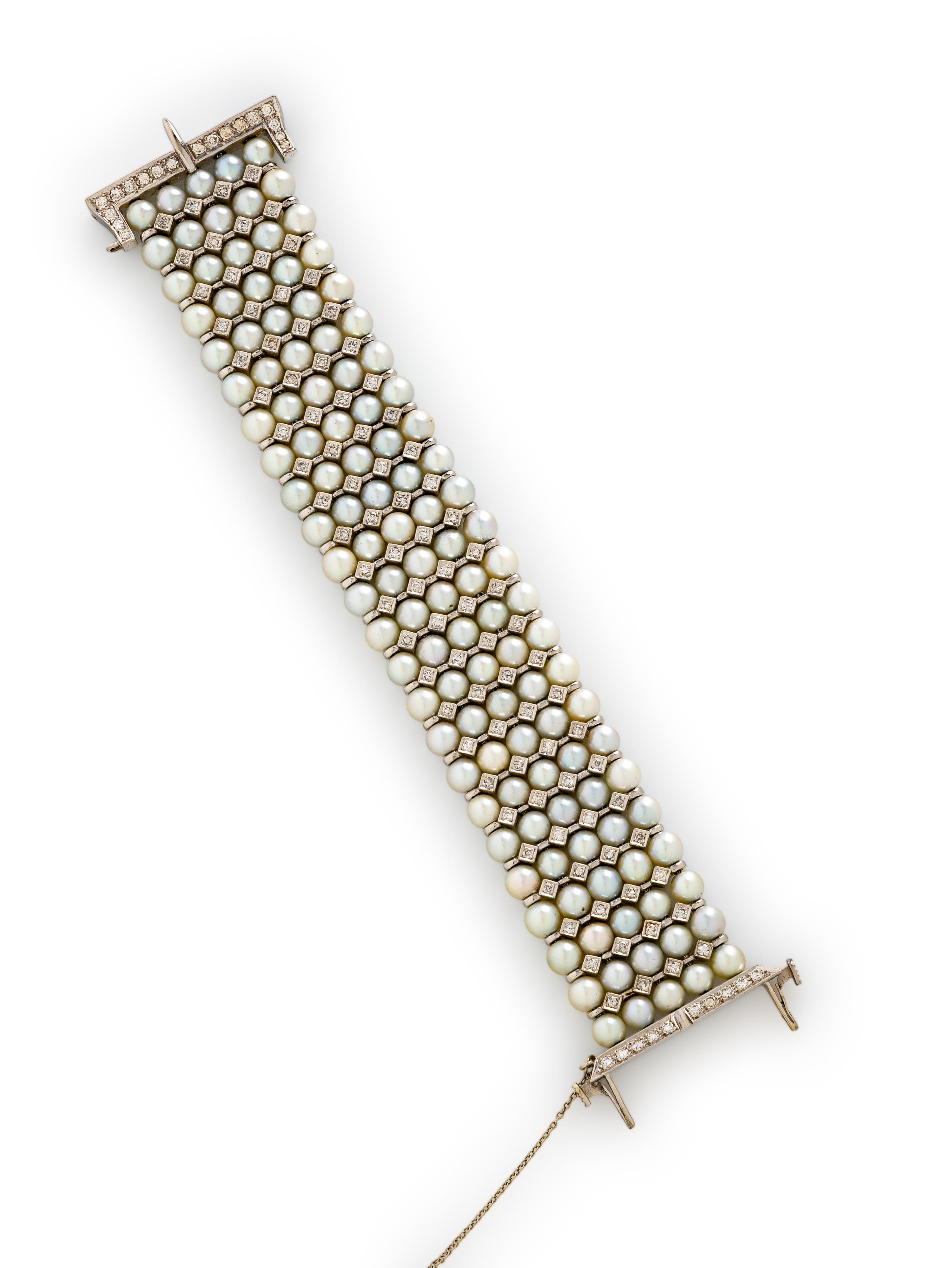 CULTURED PEARL AND DIAMOND BRACELET