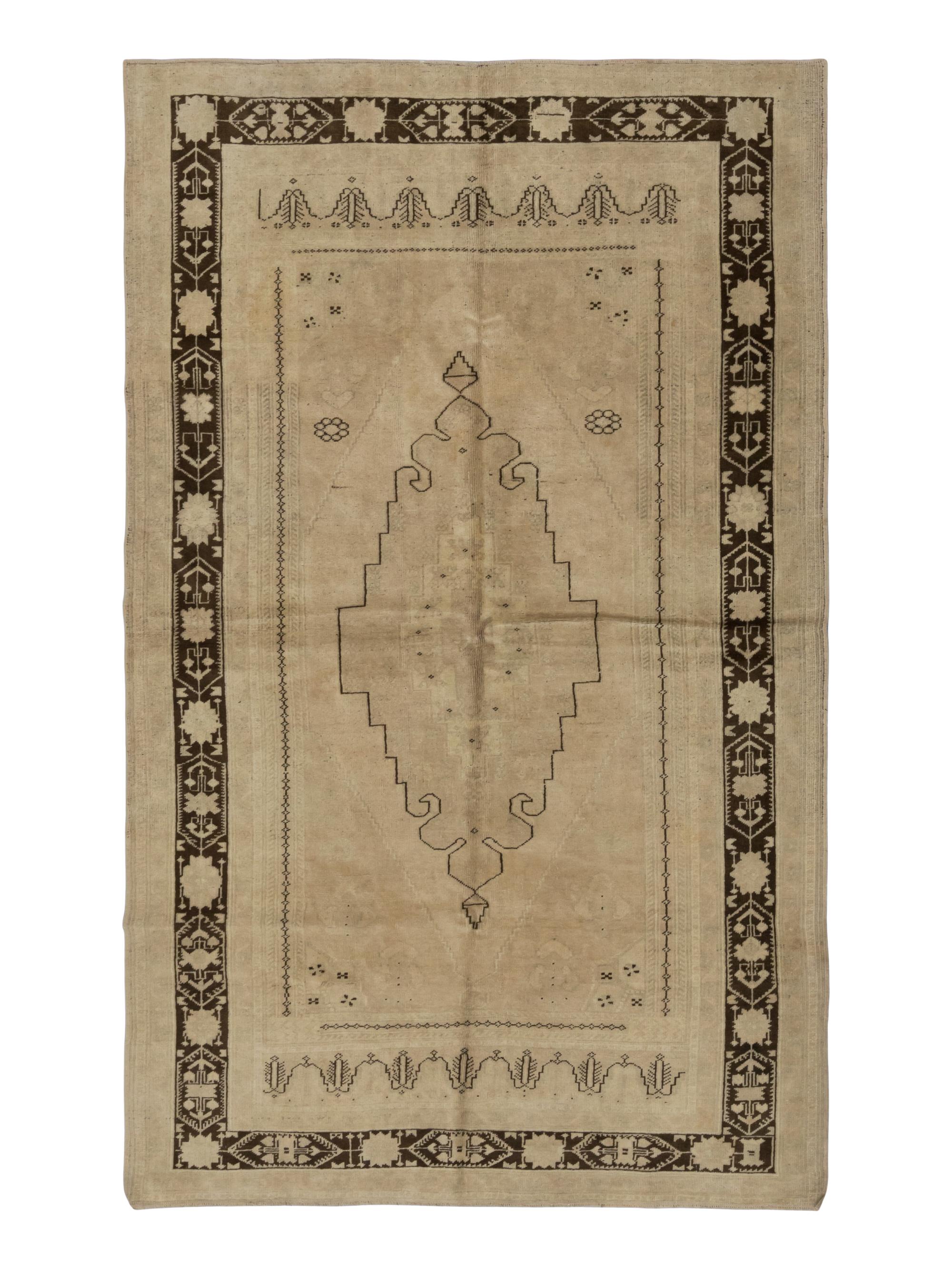 An Oushak Rug