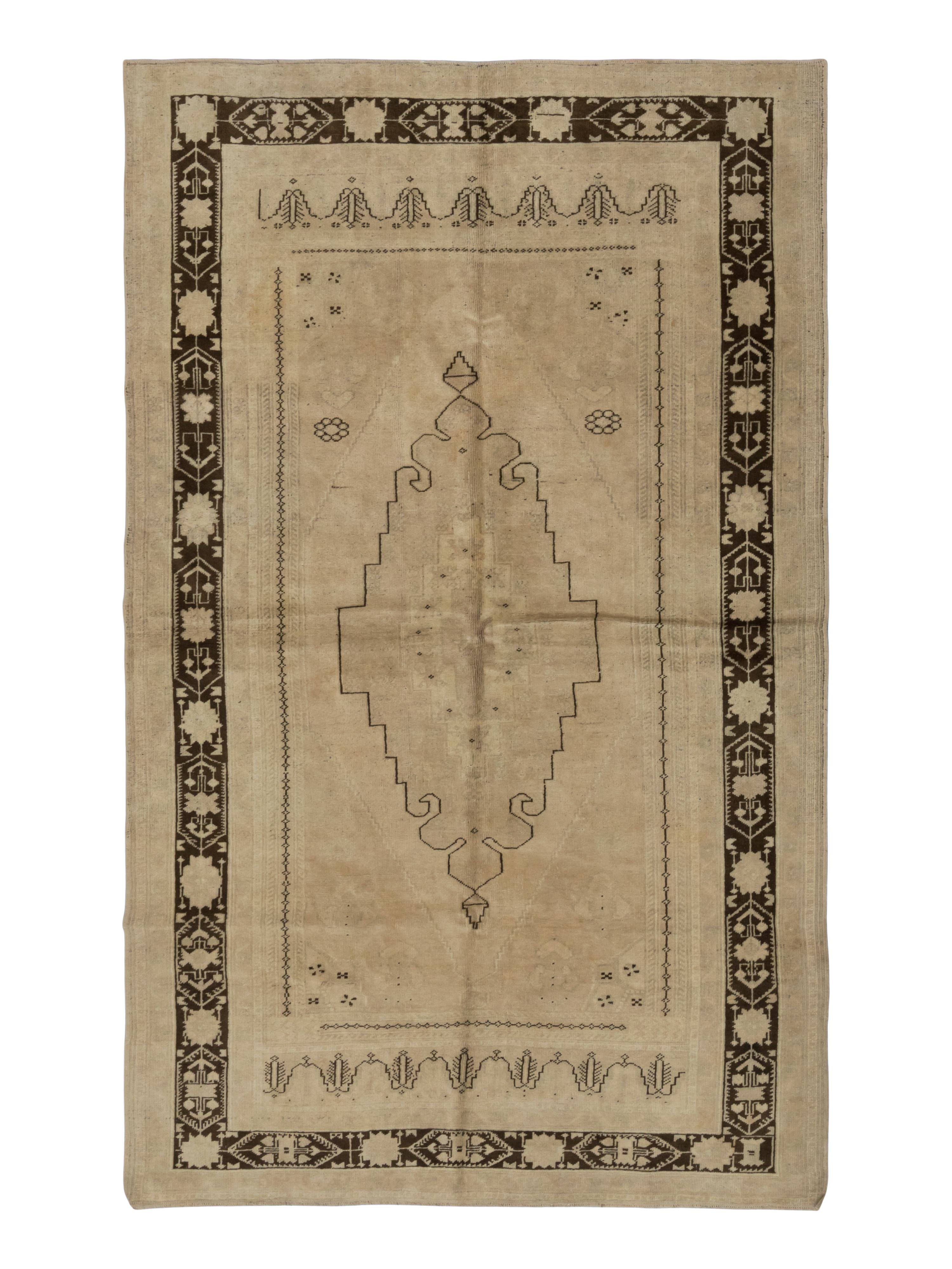 An Oushak Rug