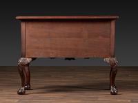 A Chippendale Style Shell-Carved Mahogany Dressing Table