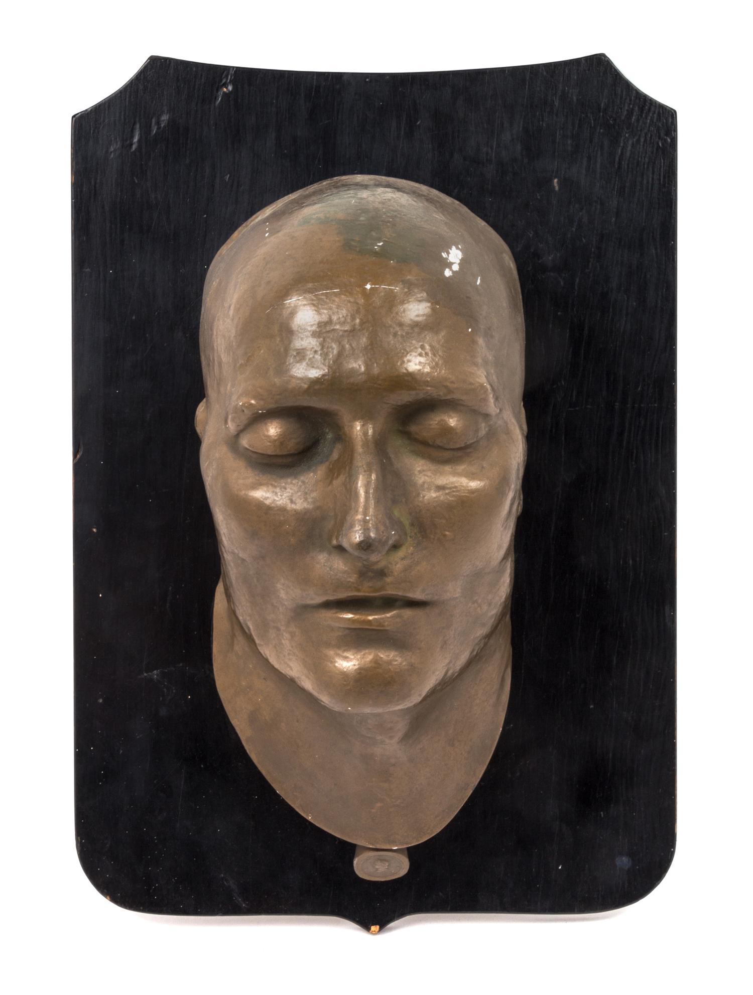 A Plaster Cast Napoleon Death Mask, Dr. F. Antonmarchi Height 7 1/2 x width 6 inches. — 19TH CENTURY