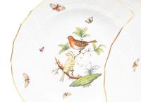 A Set of Fourteen Herend Rothschild Bird Porcelain Dinner Plates
