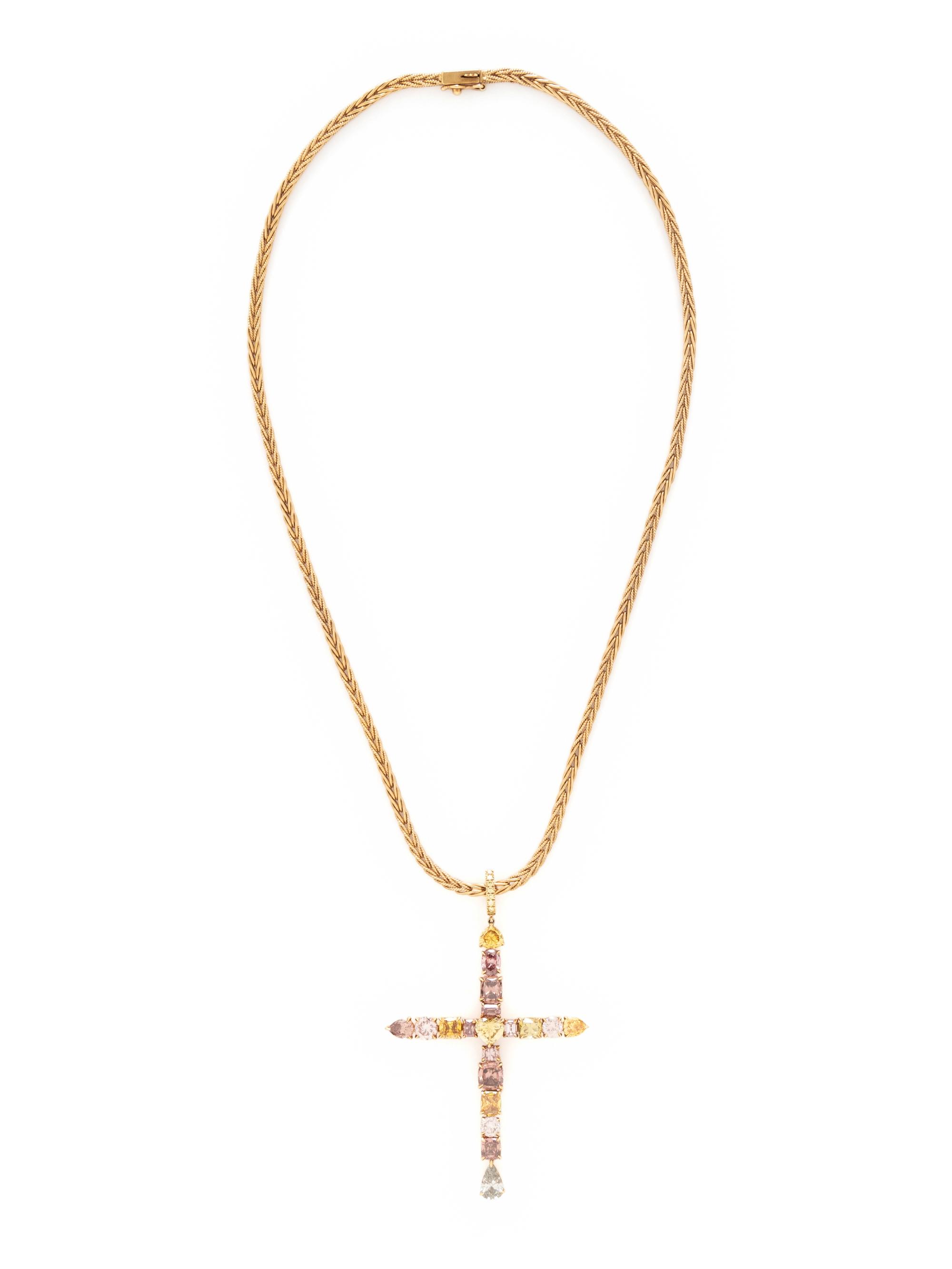 COLORED DIAMOND AND YELLOW GOLD CROSS PENDANT NECKLACE