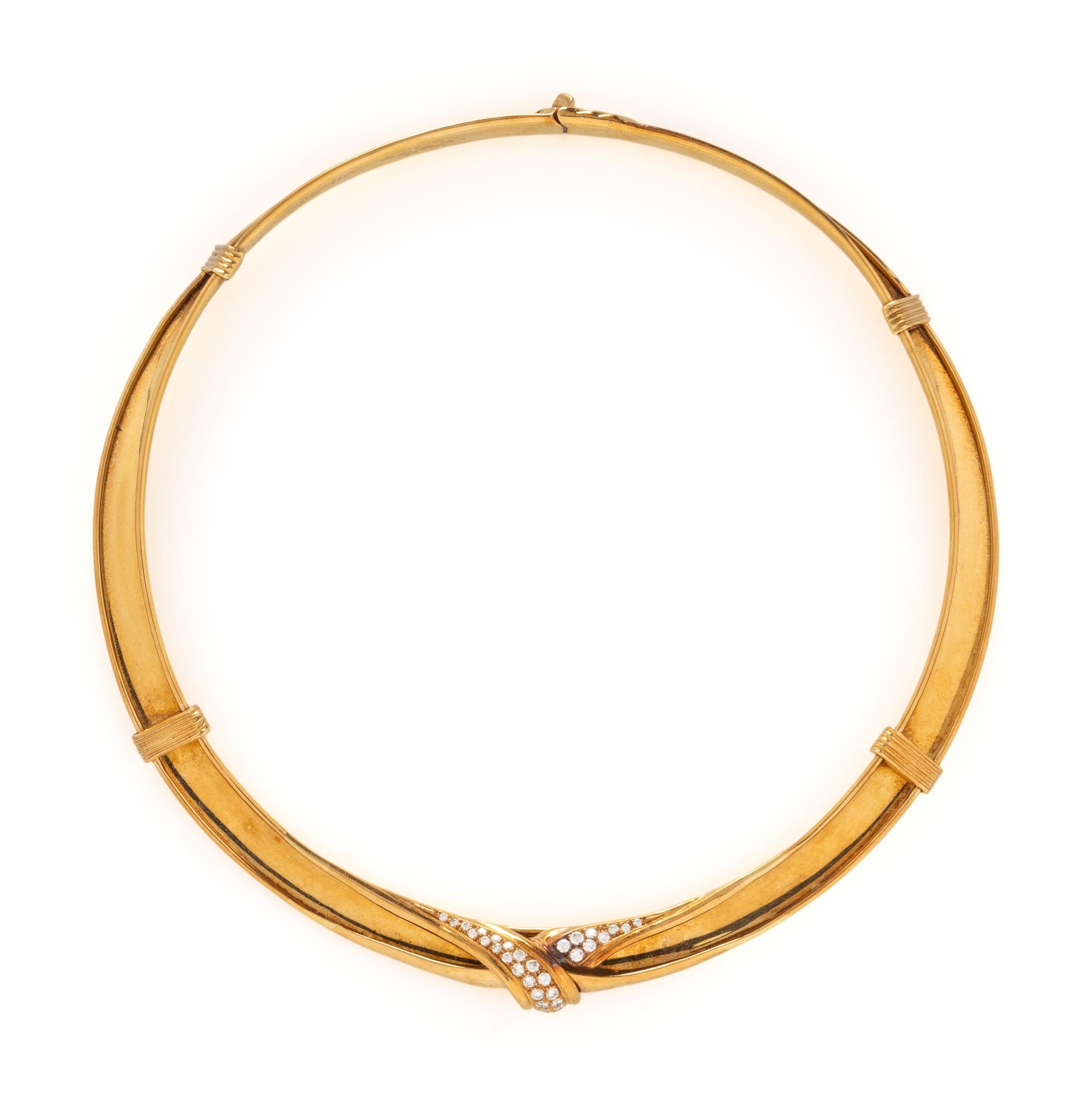 YELLOW GOLD AND DIAMOND NECKLACE