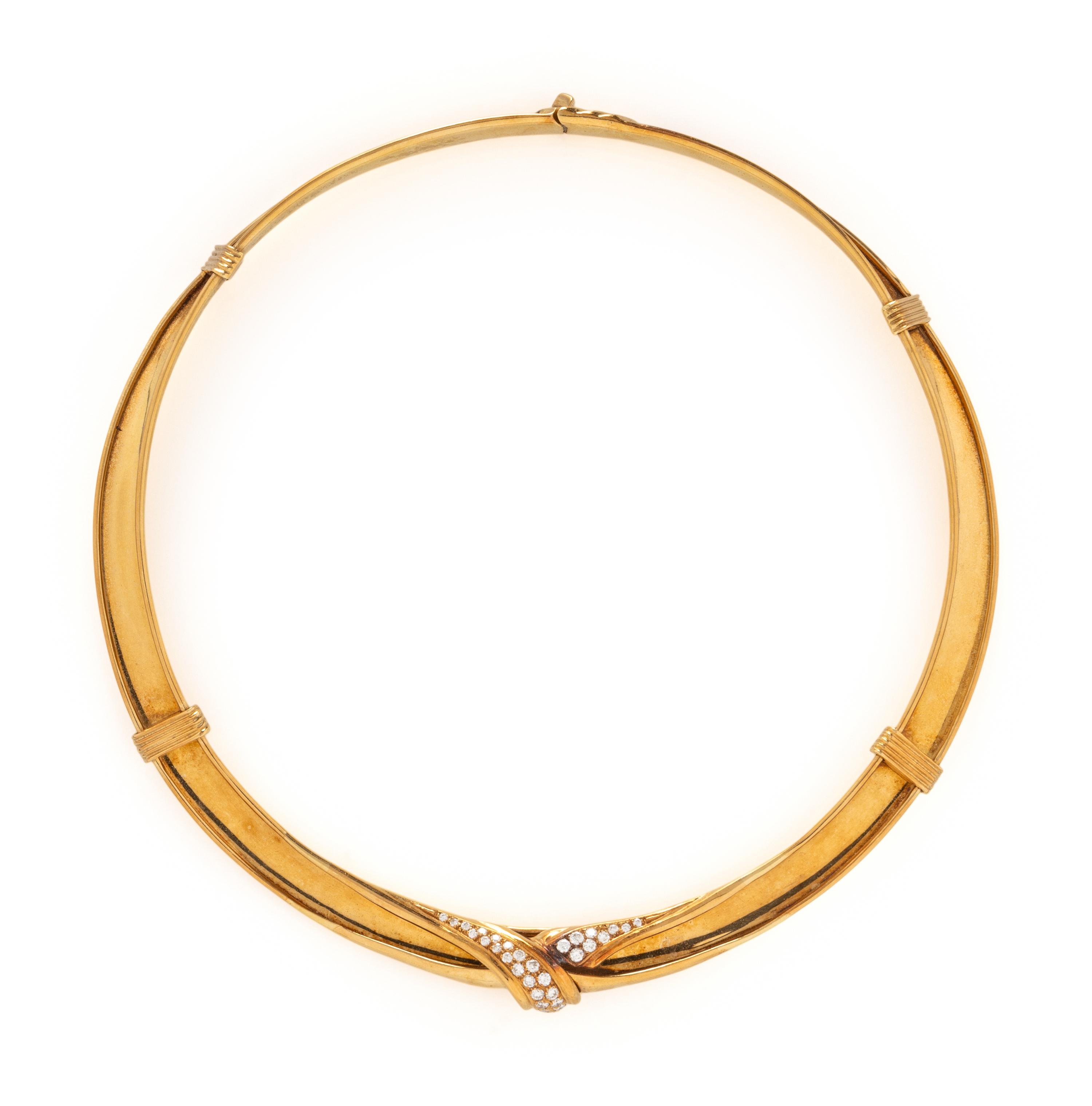 YELLOW GOLD AND DIAMOND NECKLACE