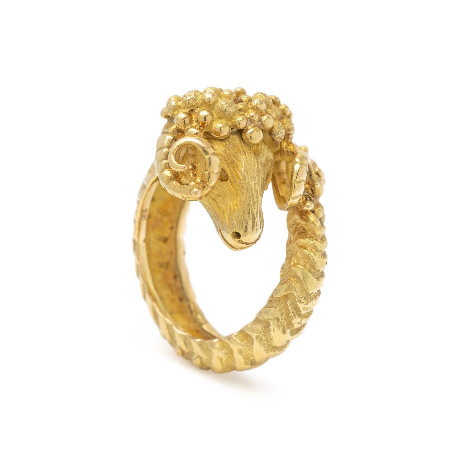 FRENCH, YELLOW GOLD RAM'S HEAD RING