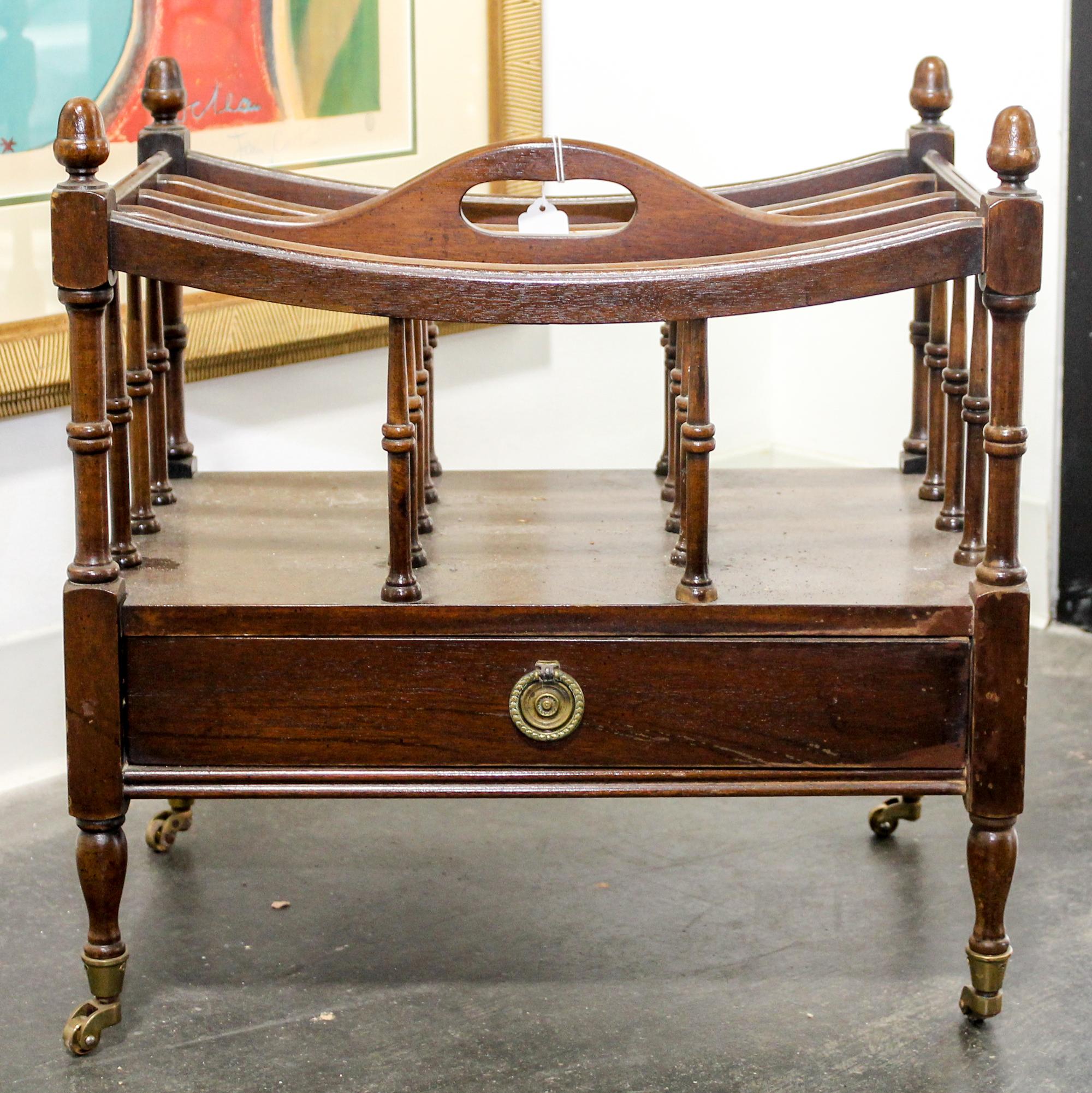 A Georgian Style Mahogany Canterbury Height 19 x width 19 inches. — 20TH CENTURY