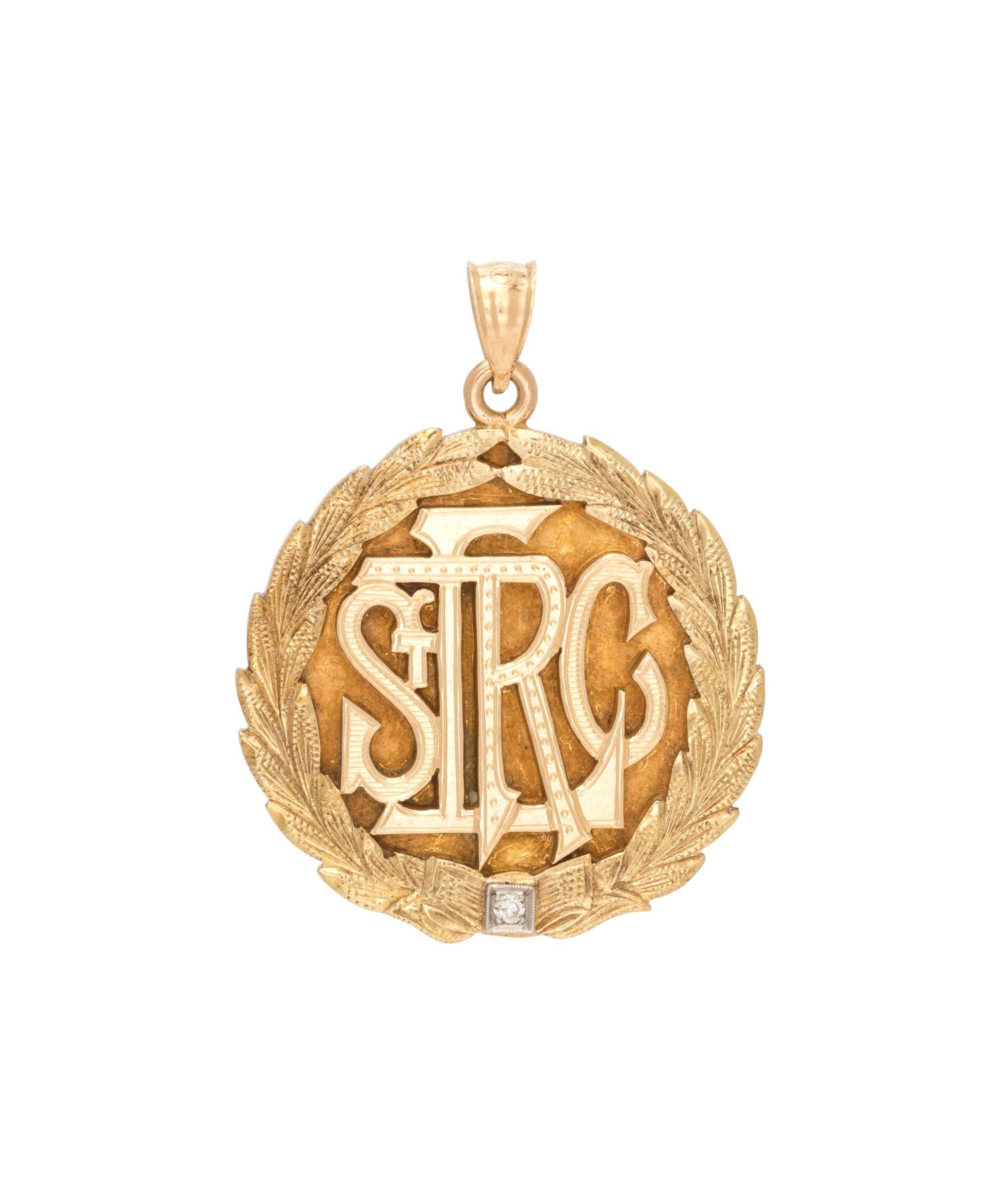 YELLOW GOLD AND DIAMOND ROWING CLUB PENDANT
