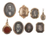 [EARLY PHOTOGRAPHY]. 15 assorted pieces of daguerreian jewelry containing 15 daguerreotypes.