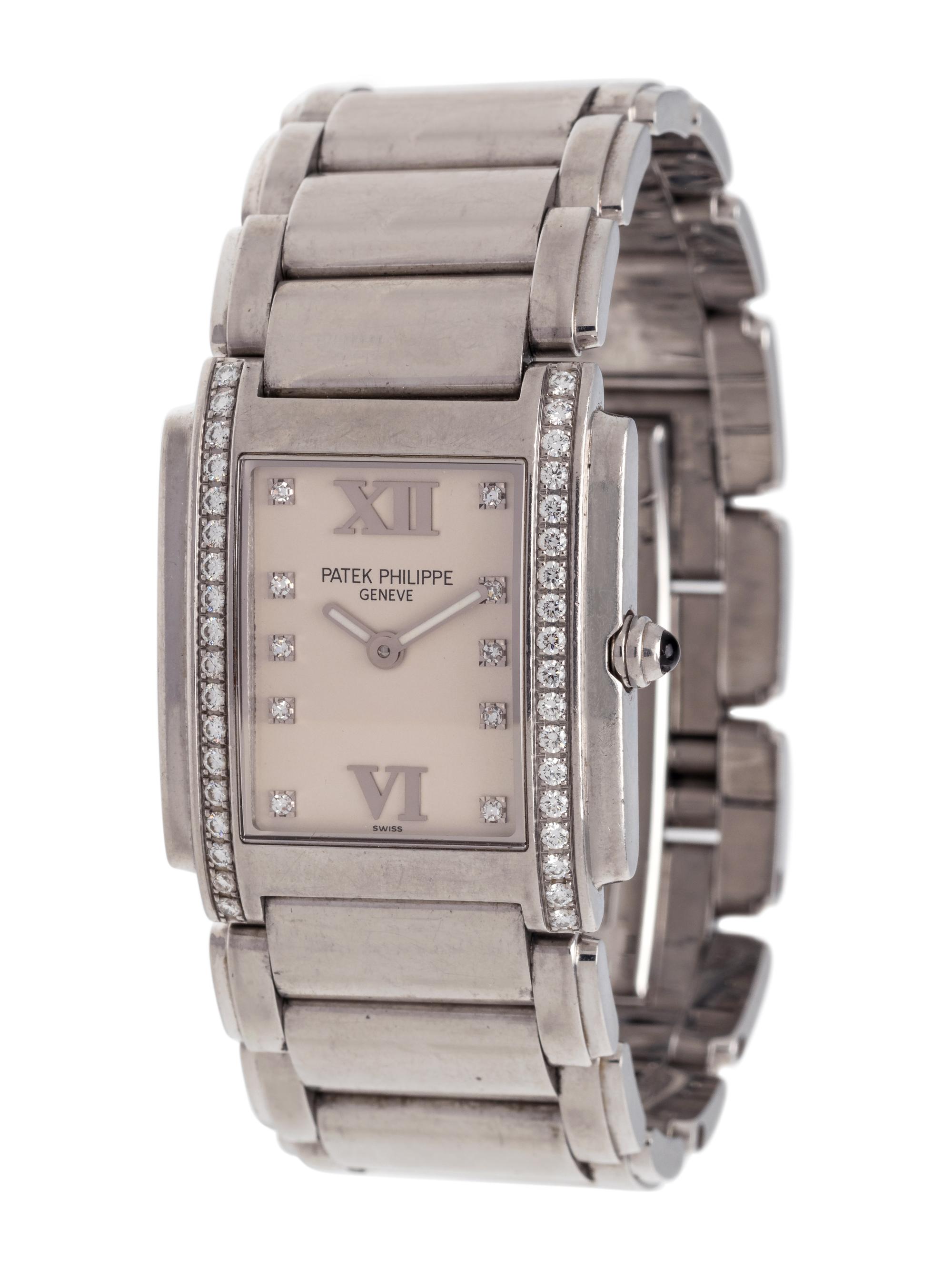 PATEK PHILIPPE, STAINLESS STEEL AND DIAMOND REF. 4910/010 'TWENTY-4' WRISTWATCH