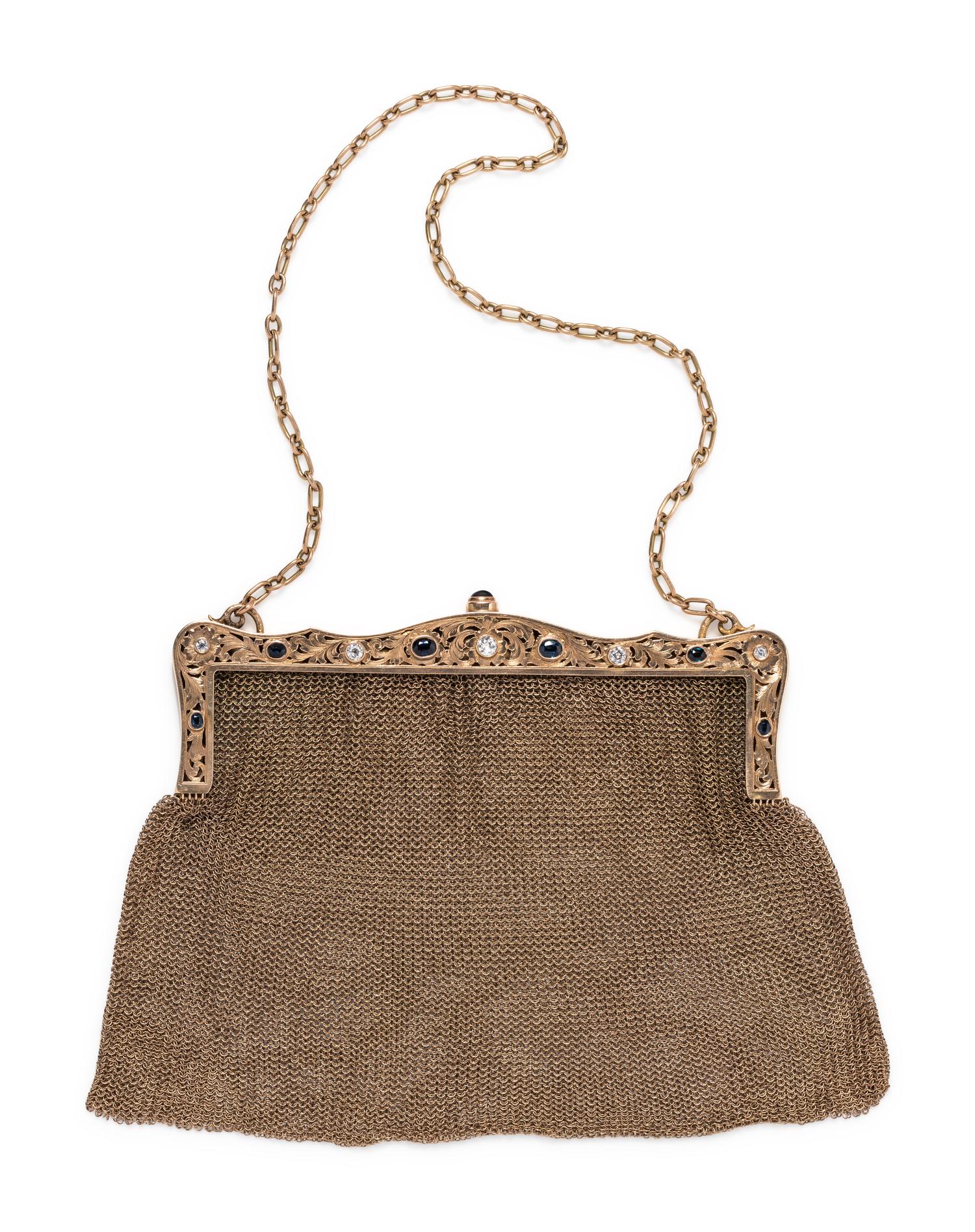 YELLOW GOLD, DIAMOND AND SAPPHIRE MESH PURSE