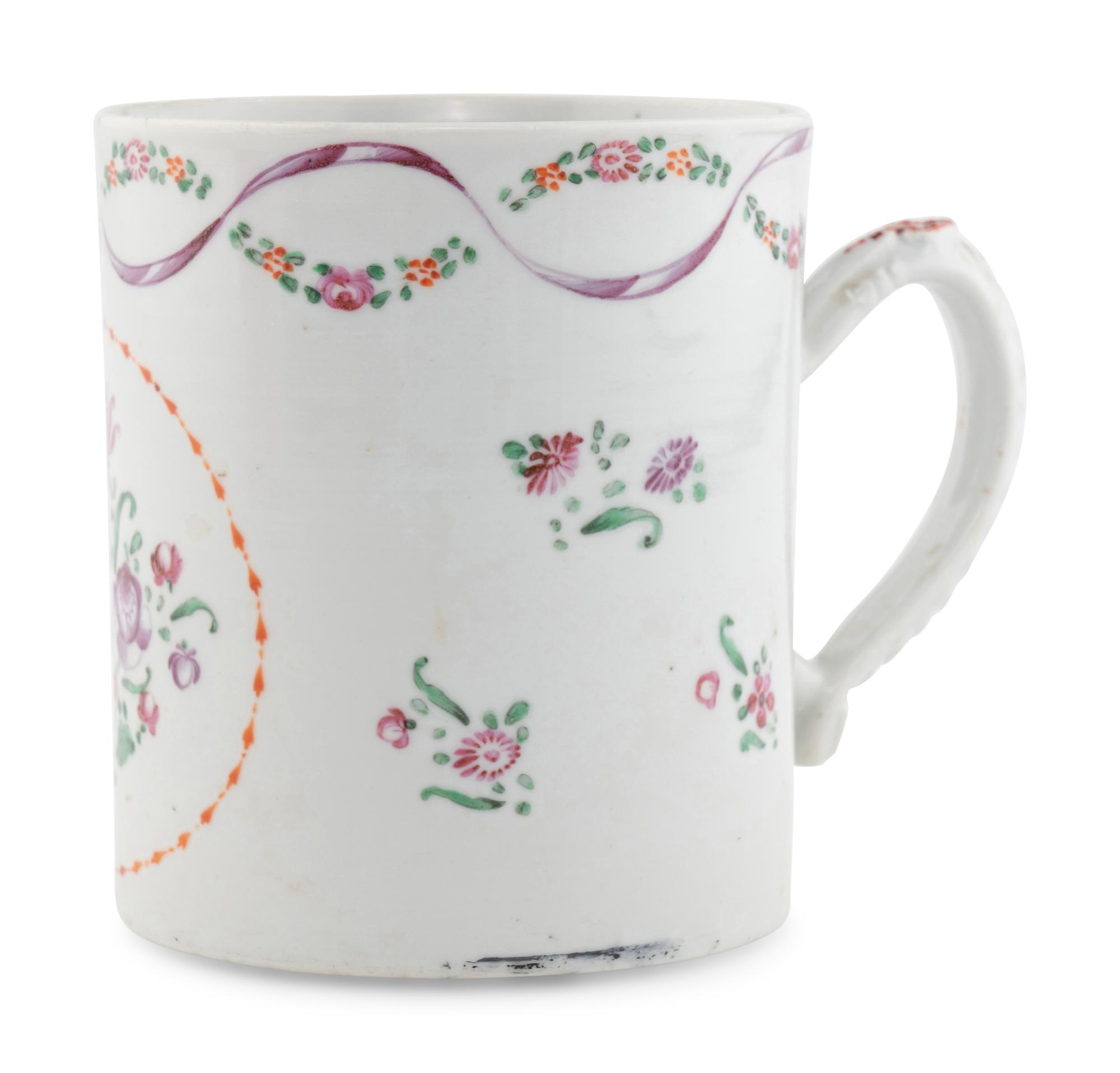 A Chinese Export Porcelain Mug