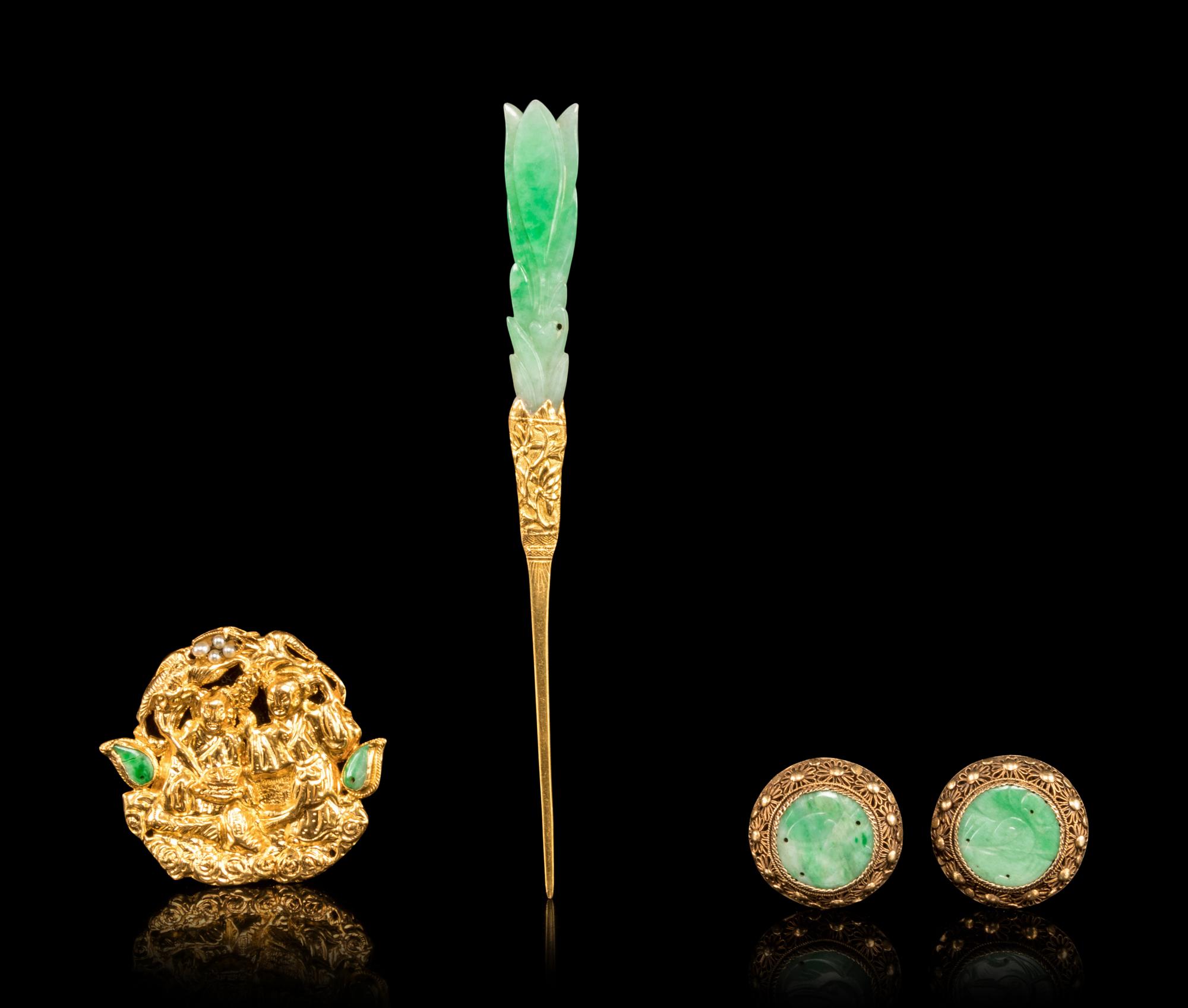 Four Jadeite Inset Gold Jewelry