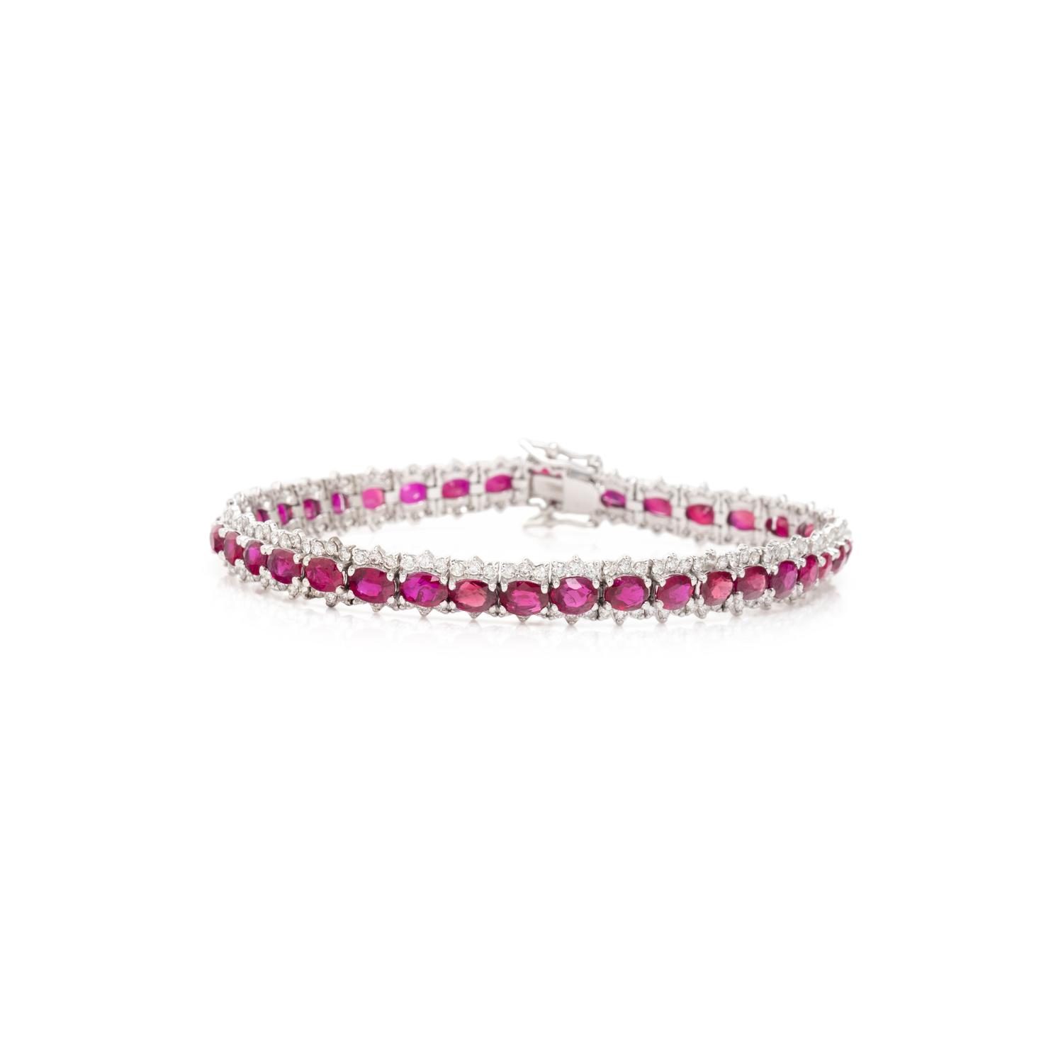 UNHEATED BURMESE RUBY AND DIAMOND BRACELET