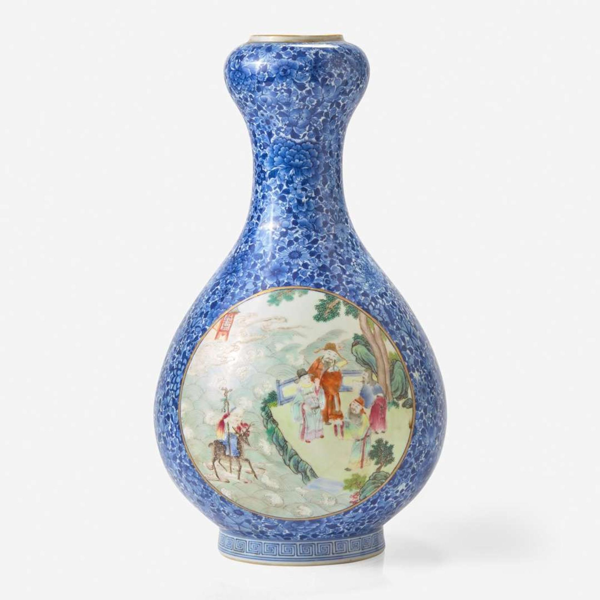 A finely-decorated Chinese yangcai and underglaze blue-decorated porcelain garlic-bulb mouth vase 洋彩灑藍地蒜頭瓶 Qianlong six-character seal mark ?????