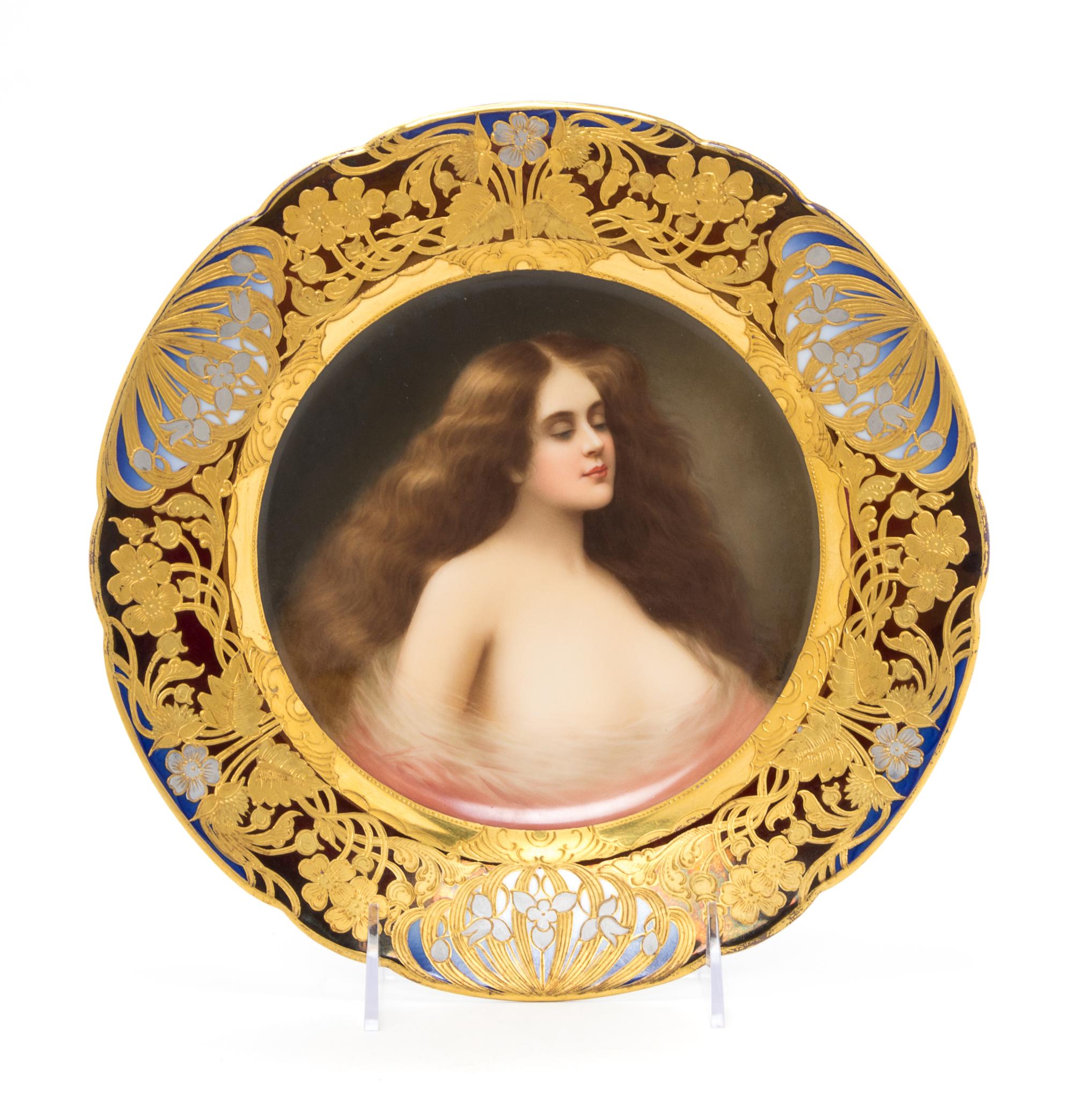 A Vienna Porcelain Cabinet Plate Diameter 9 5/8 inches.
