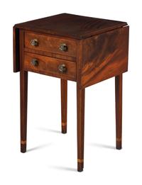 A Federal Mahogany Drop-Leaf End Table