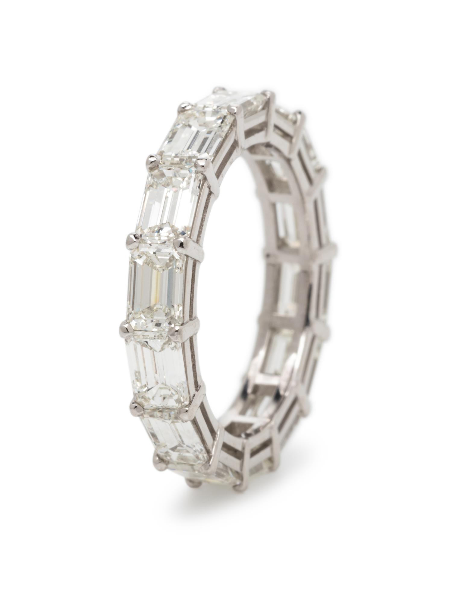 DIAMOND ETERNITY BAND